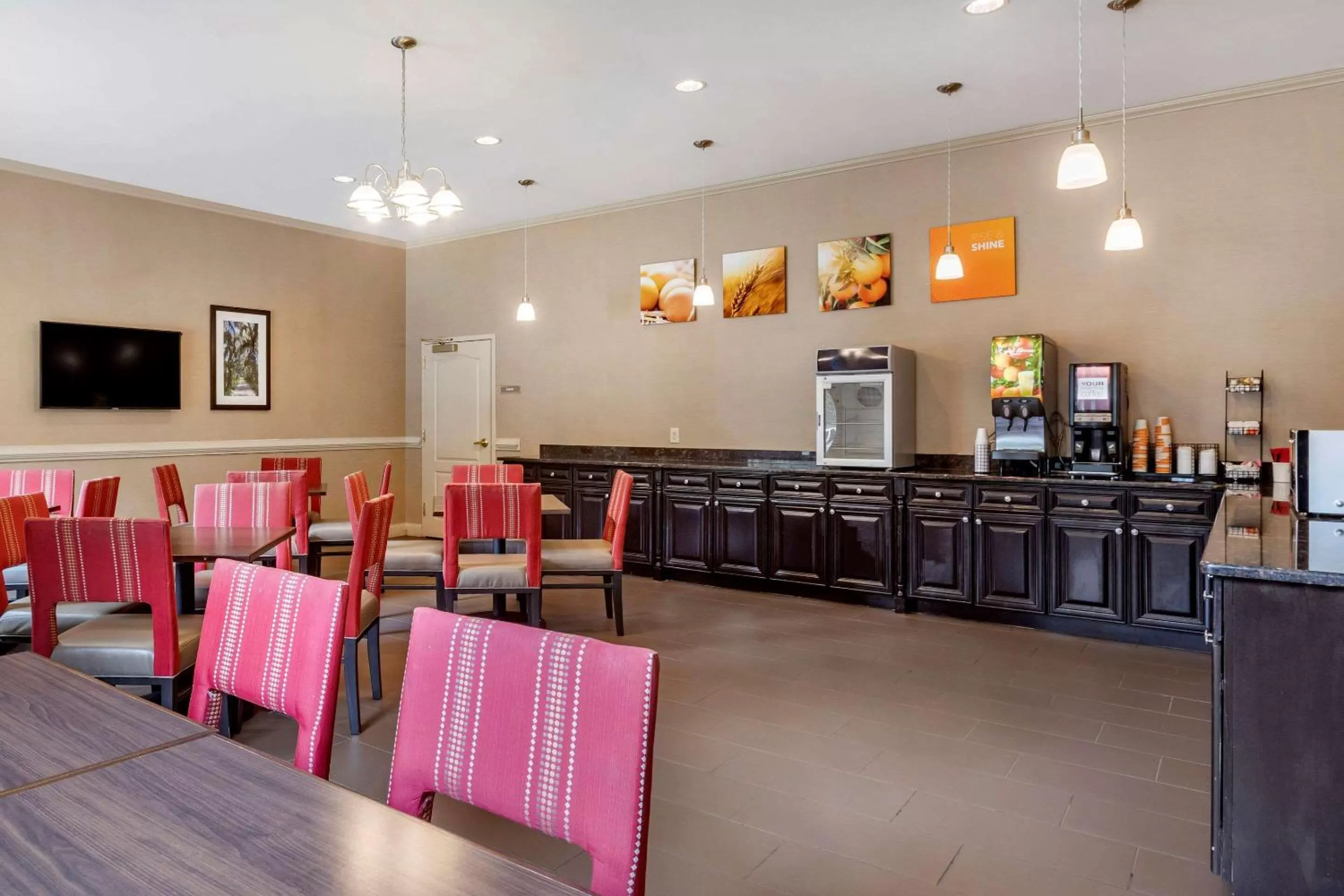 Restaurant/places to eat in Comfort Inn & Suites Villa Rica