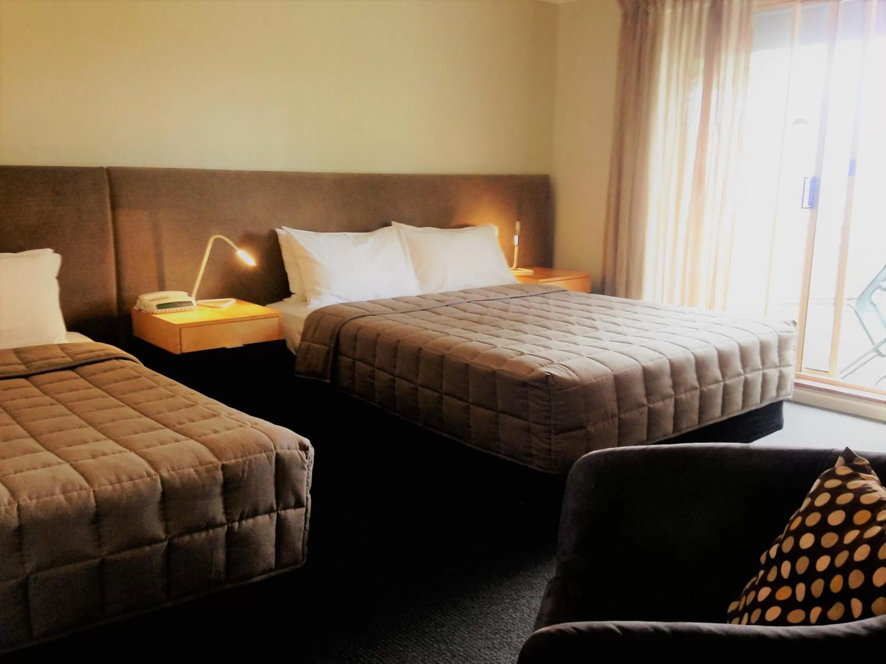 Bed in Park Ridge Retreat