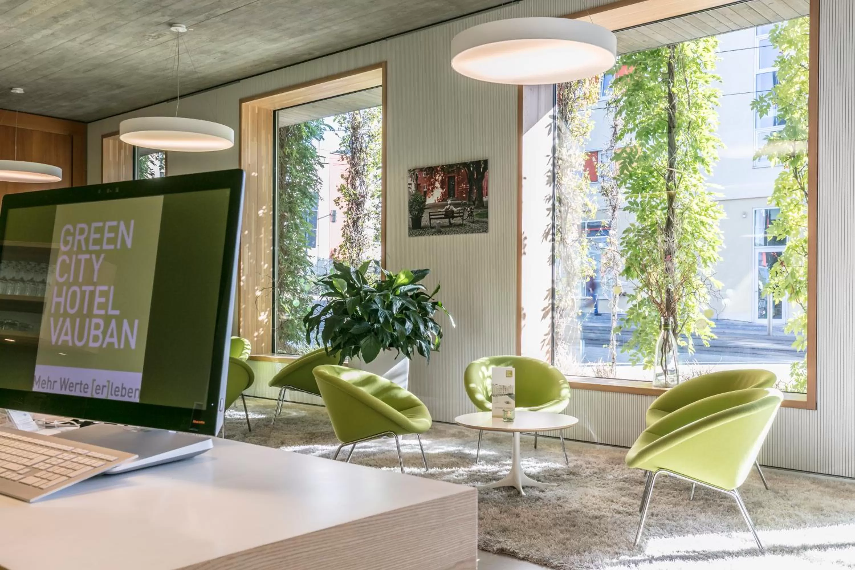 Lobby or reception in Green City Hotel Vauban