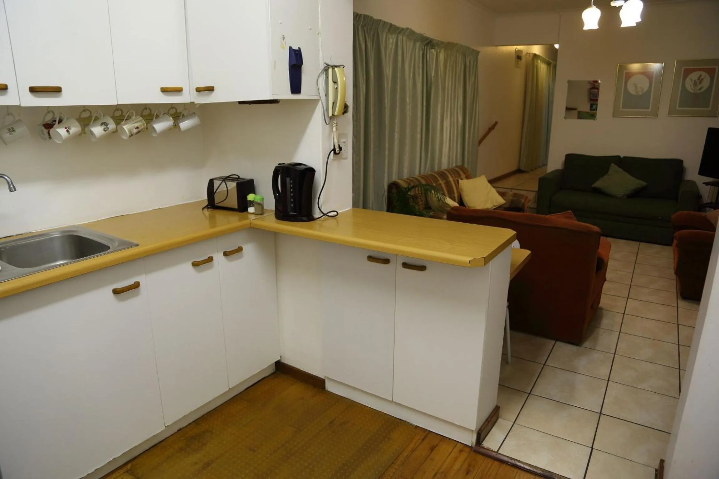 Kitchen or kitchenette in Clinch Self Catering