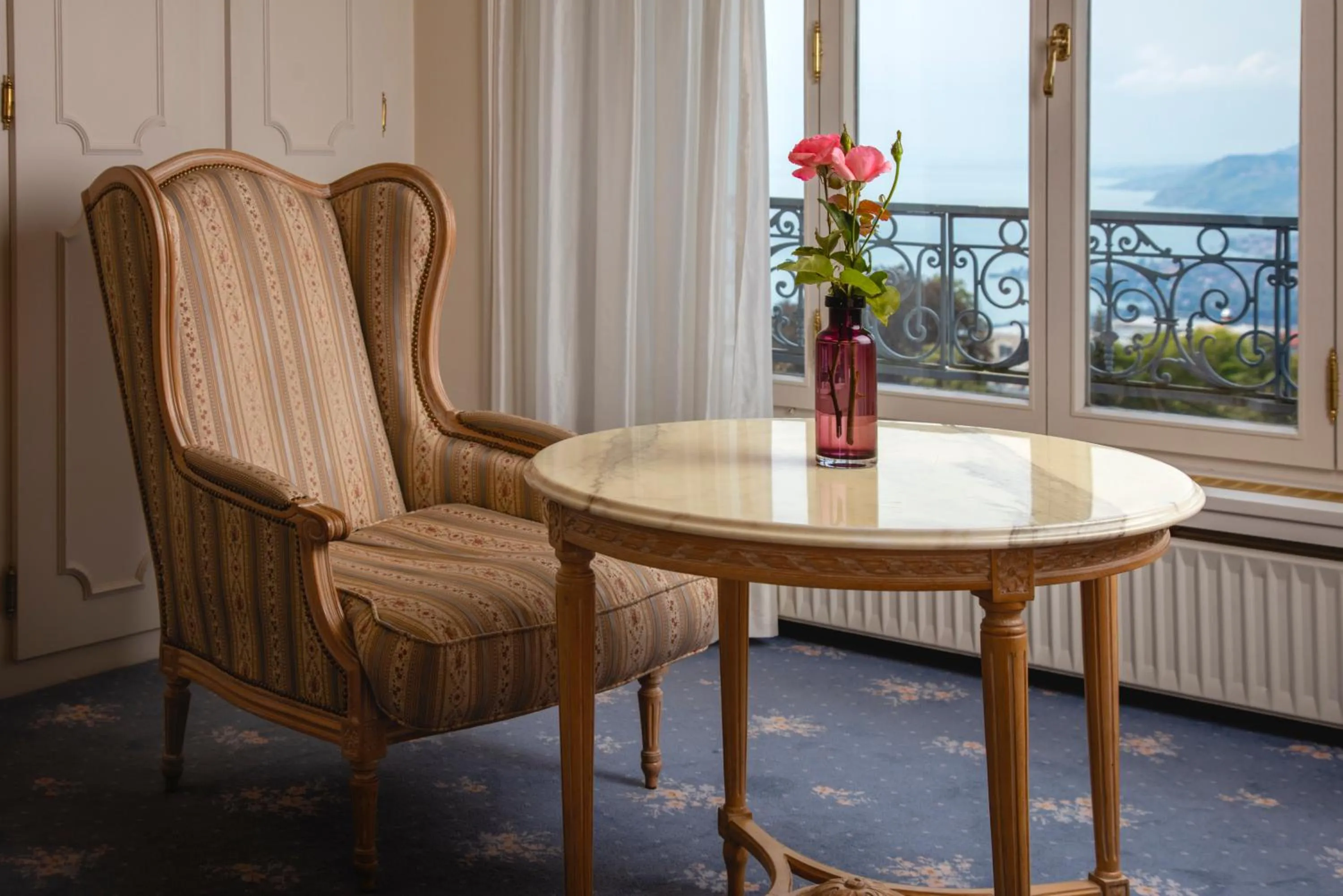 Seating area in Hotel Victoria Glion