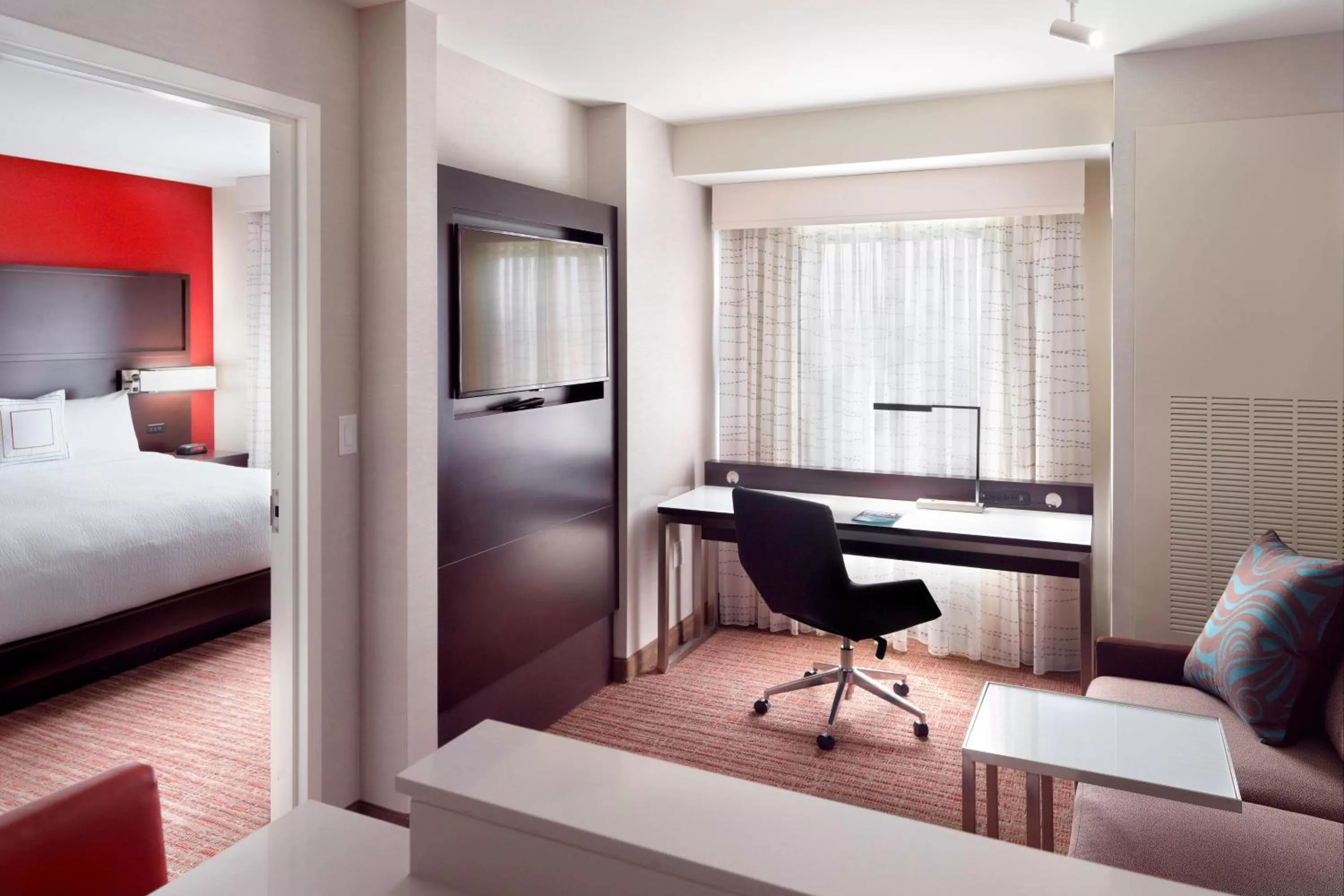 One-Bedroom King Suite with Sofa Bed - Hearing Accessible in Residence Inn by Marriott Columbus OSU