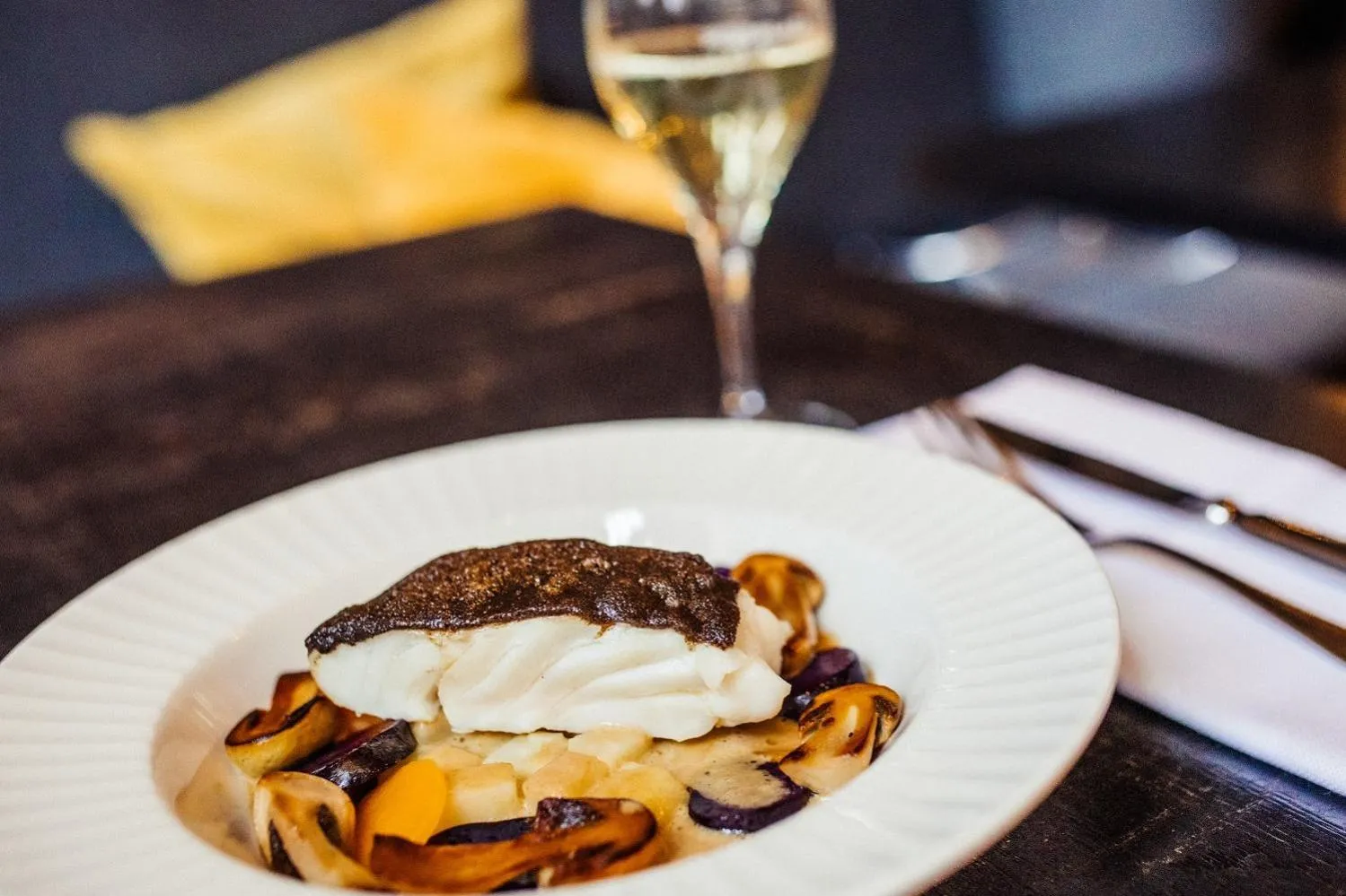 Restaurant/places to eat in Post-Plaza Hotel & Grand Café