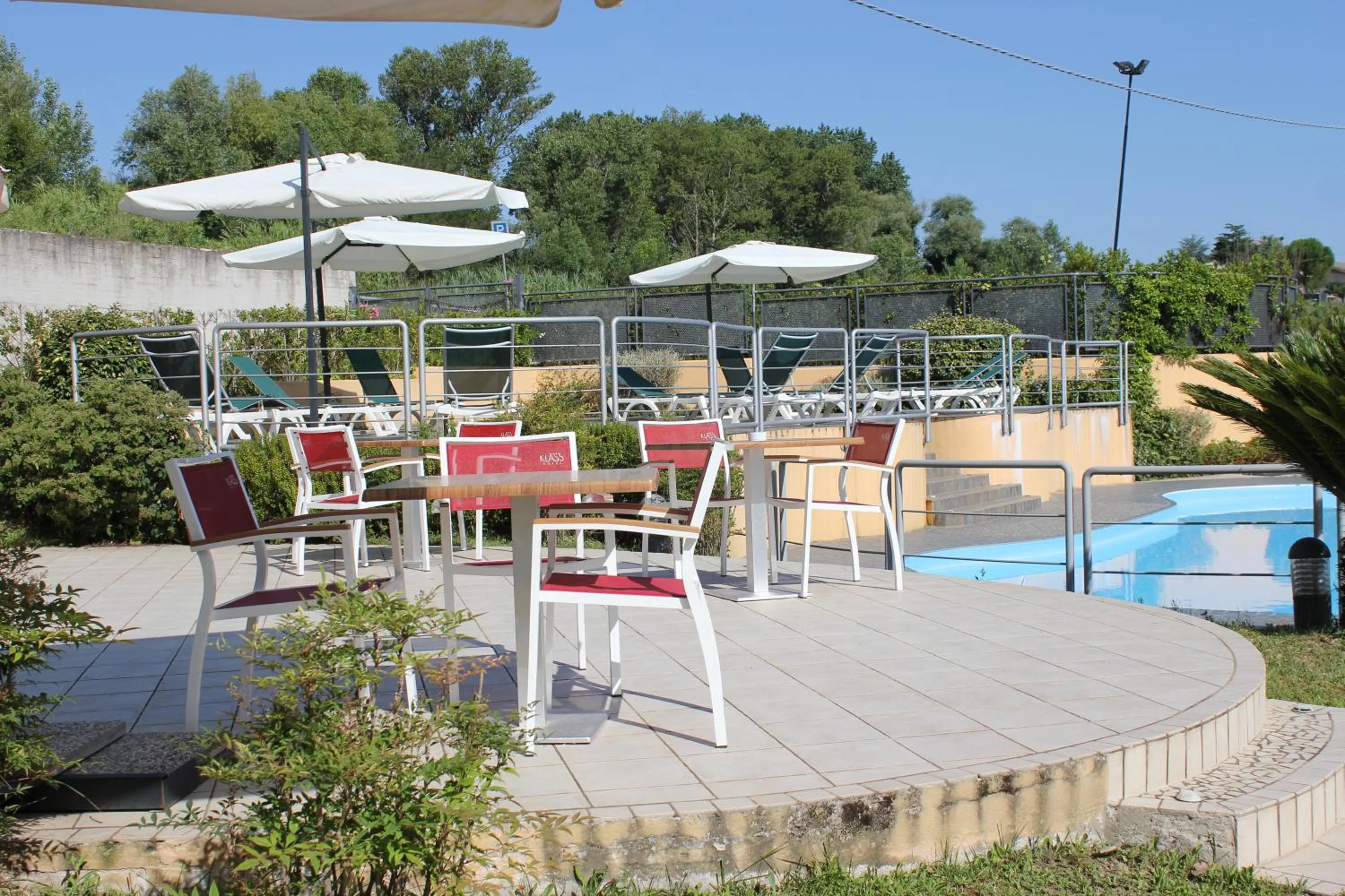 Swimming pool in Klass Hotel
