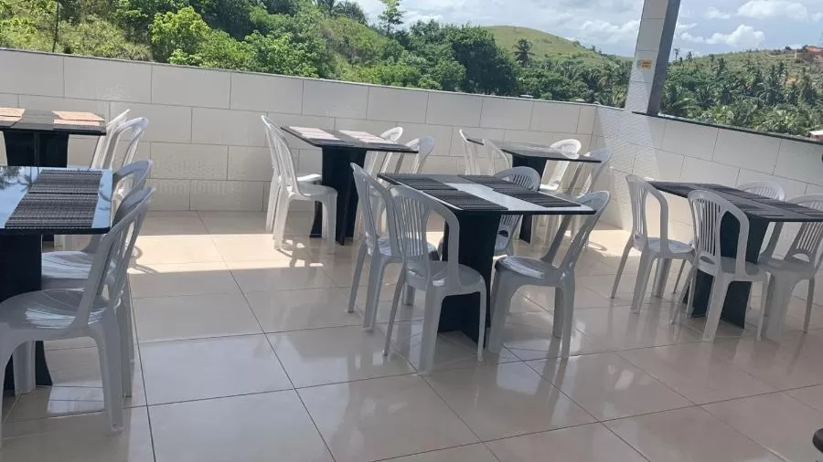 Restaurant/places to eat in Pousada La Belle