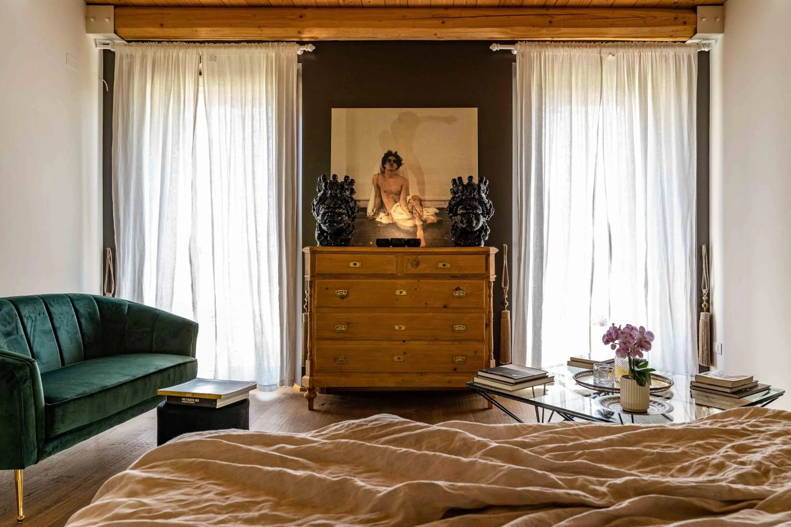 Bed in CasaVostra - Ambience Suites