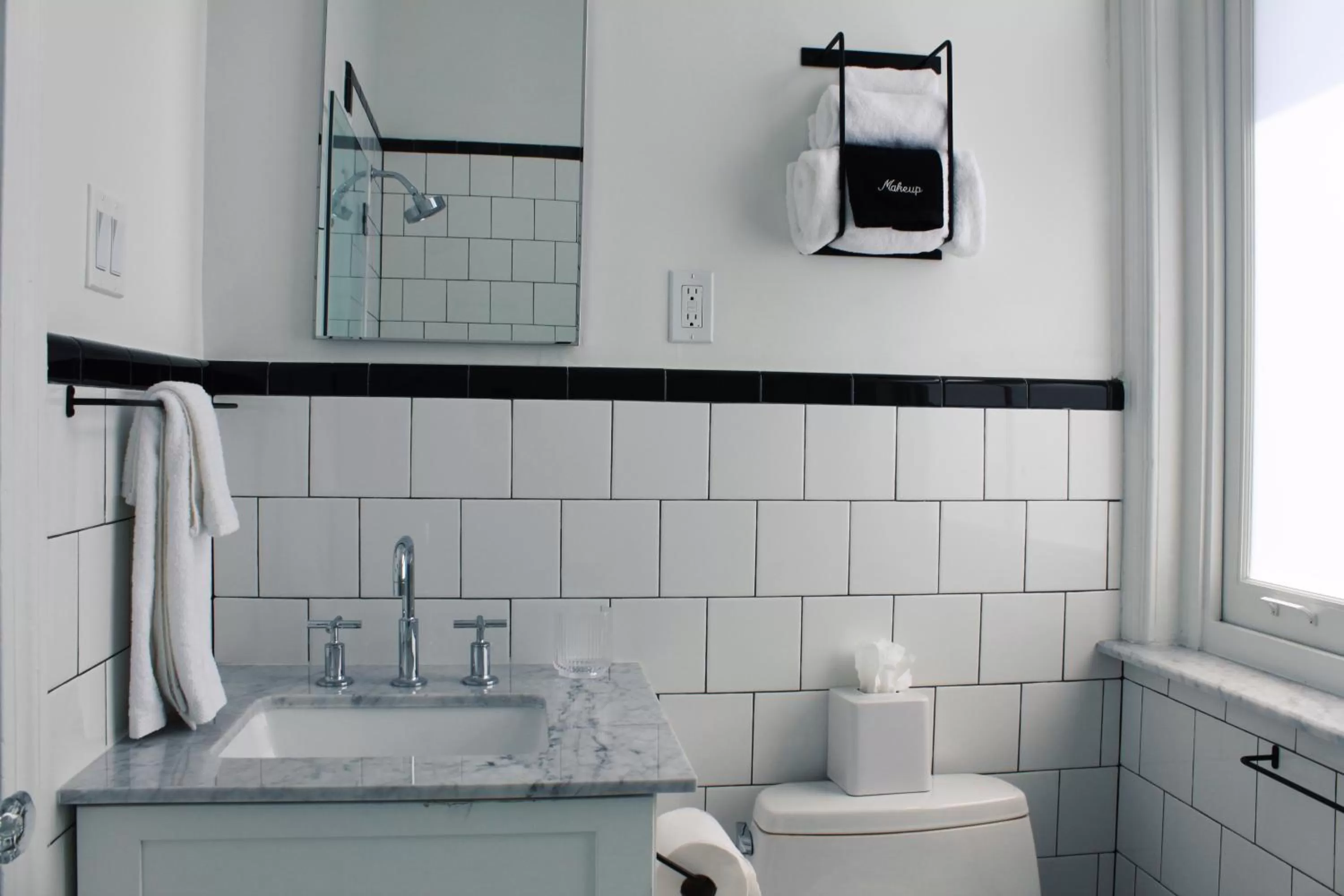 Stay Rafa At 2000 Spruce