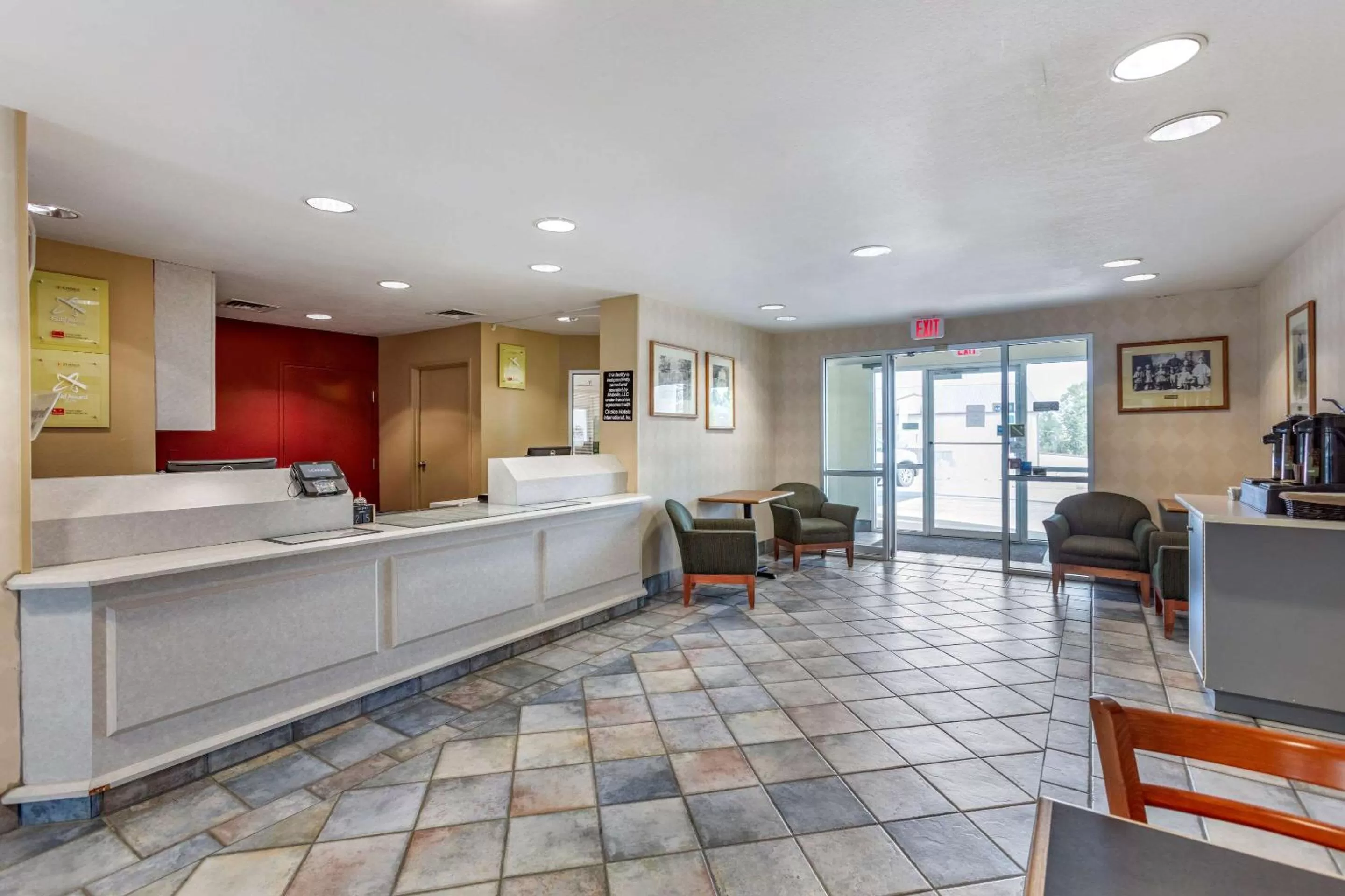 Lobby or reception in Econo Lodge