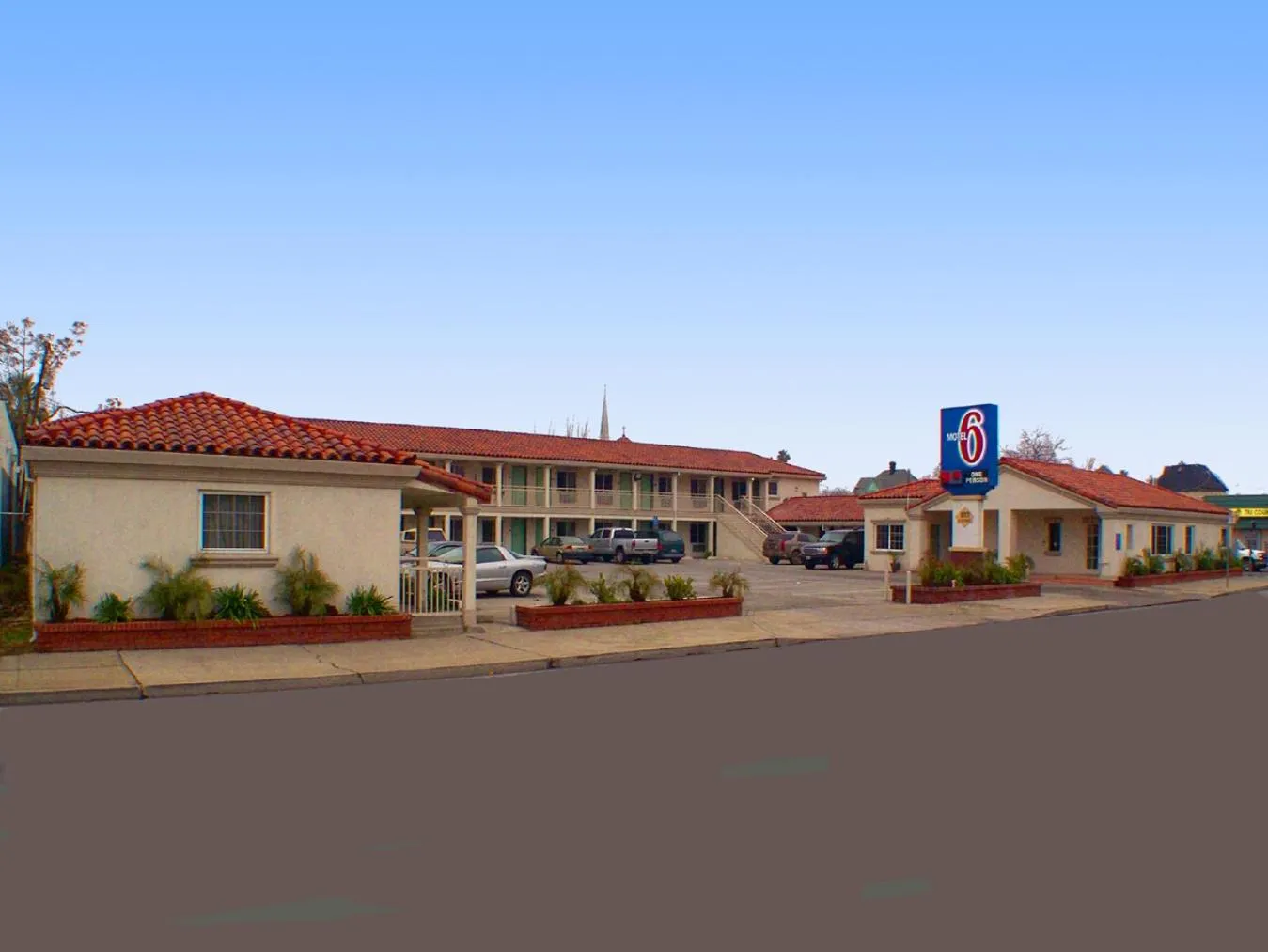 Property building in Motel 6-Marysville, CA