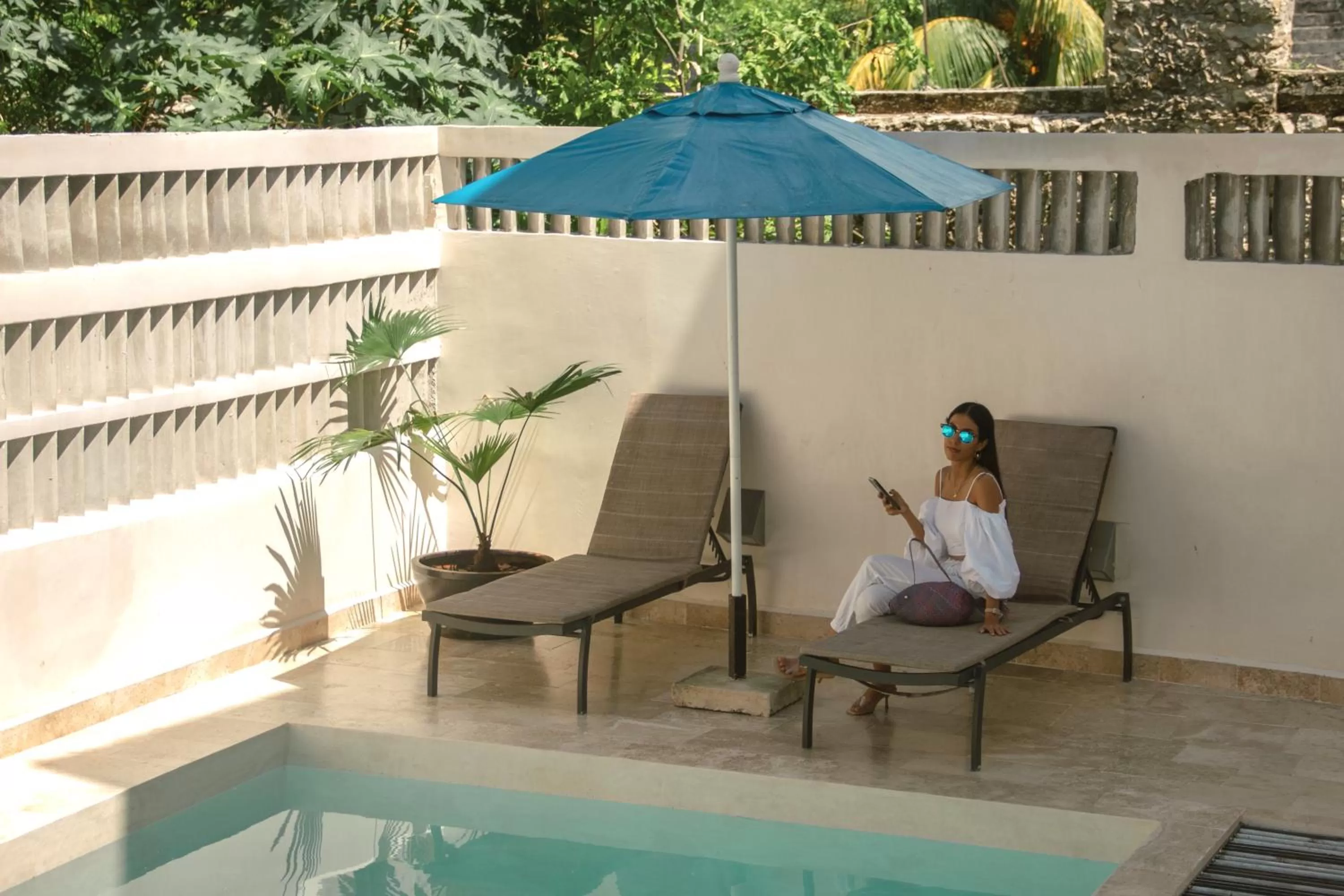 Swimming pool in La Casona de Sisal Hotel