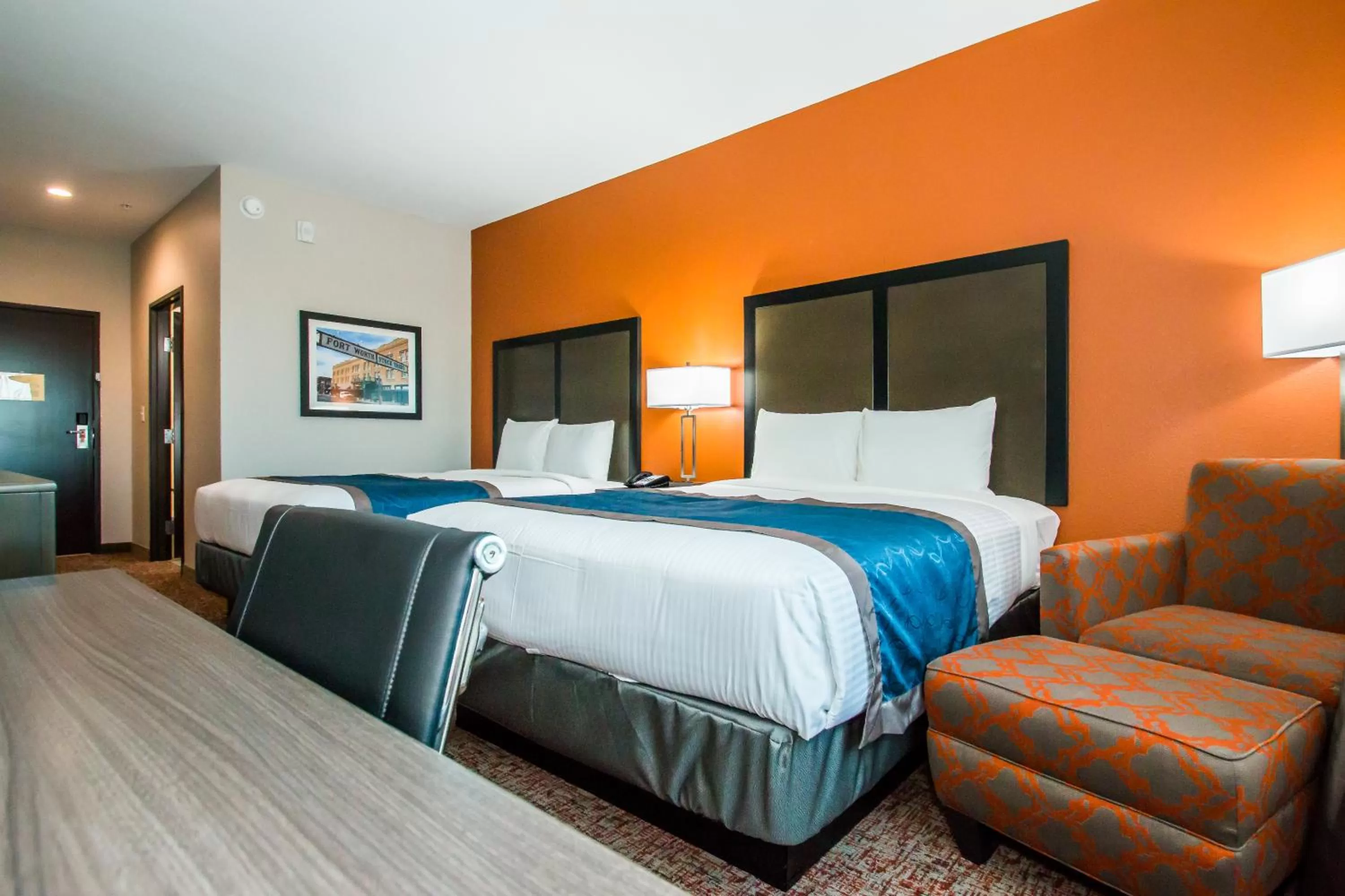 Bedroom, Bed in Executive Inn Fort Worth West