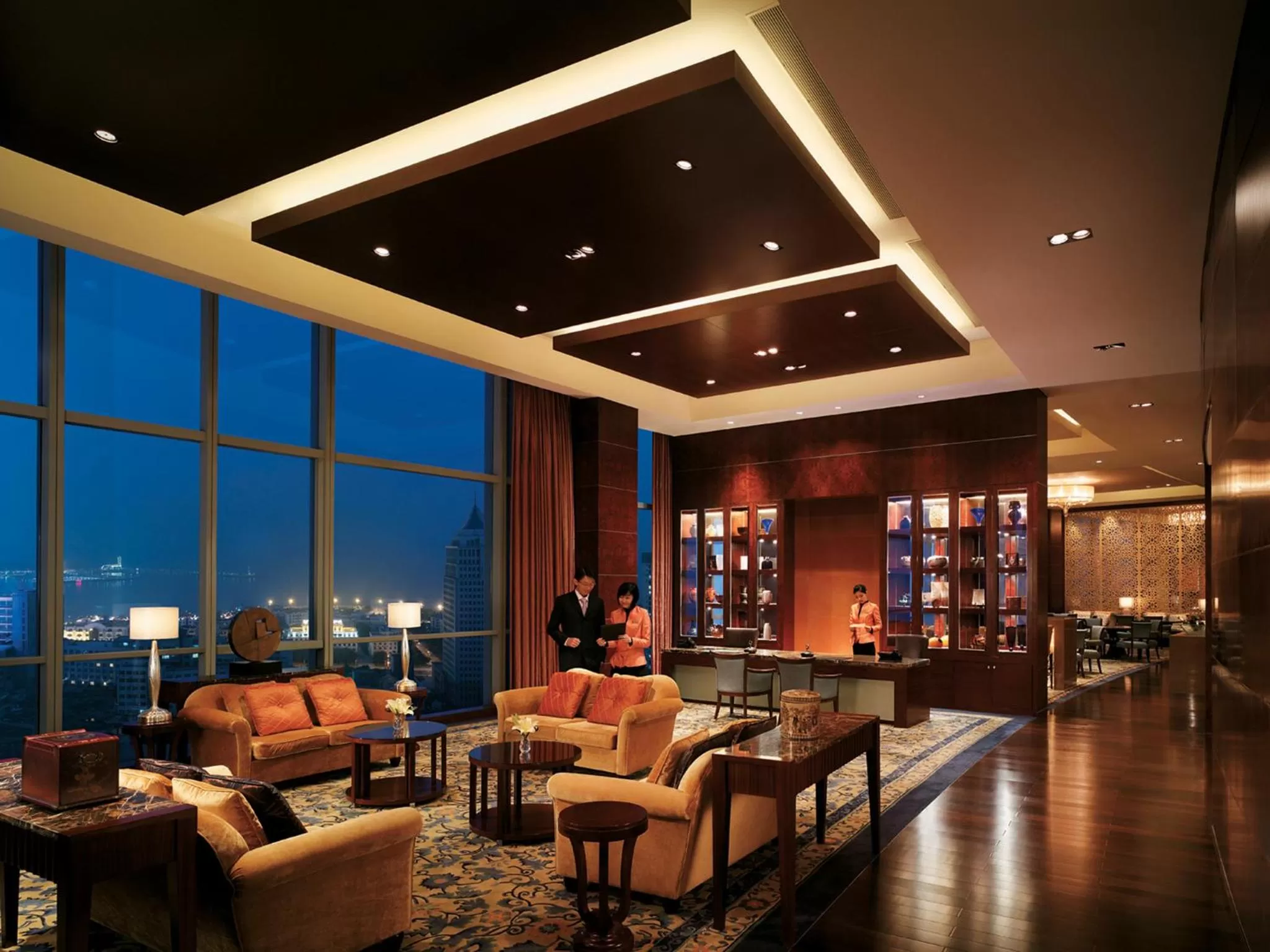 Lounge or bar in Shangri-La Qingdao - May Fourth Square