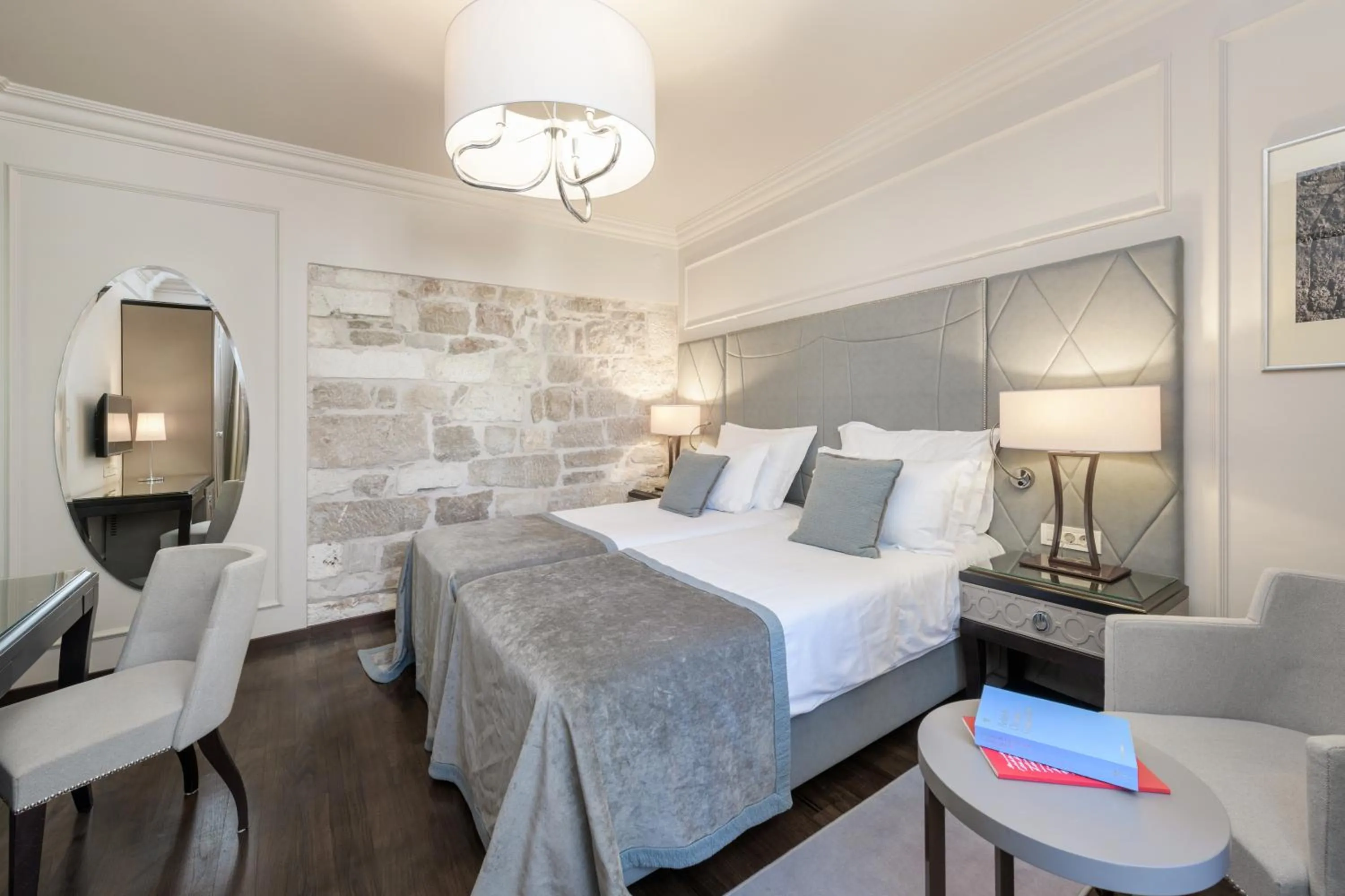 Bed in Bastion Heritage Hotel