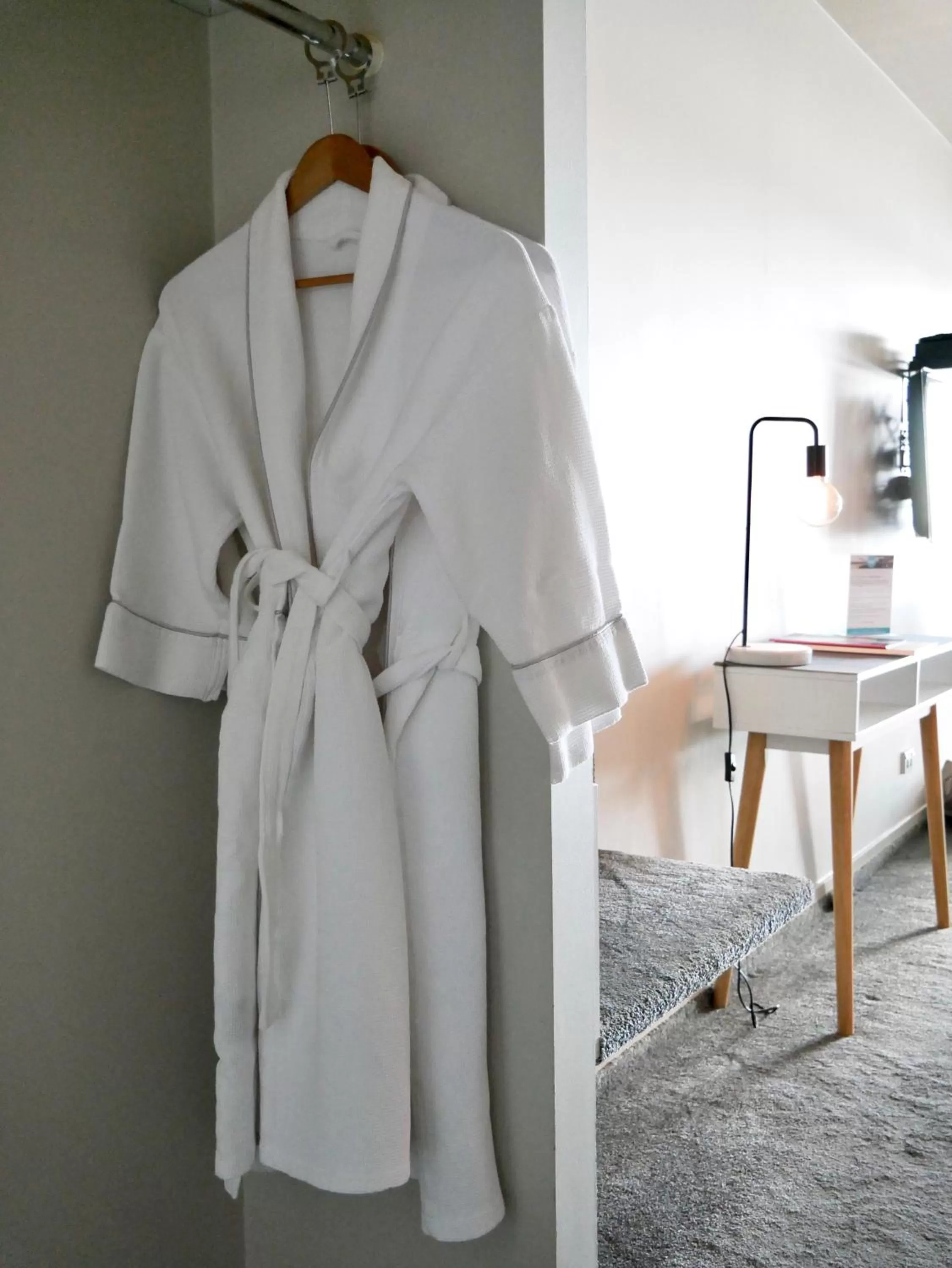 wardrobe in Boulevard Waters