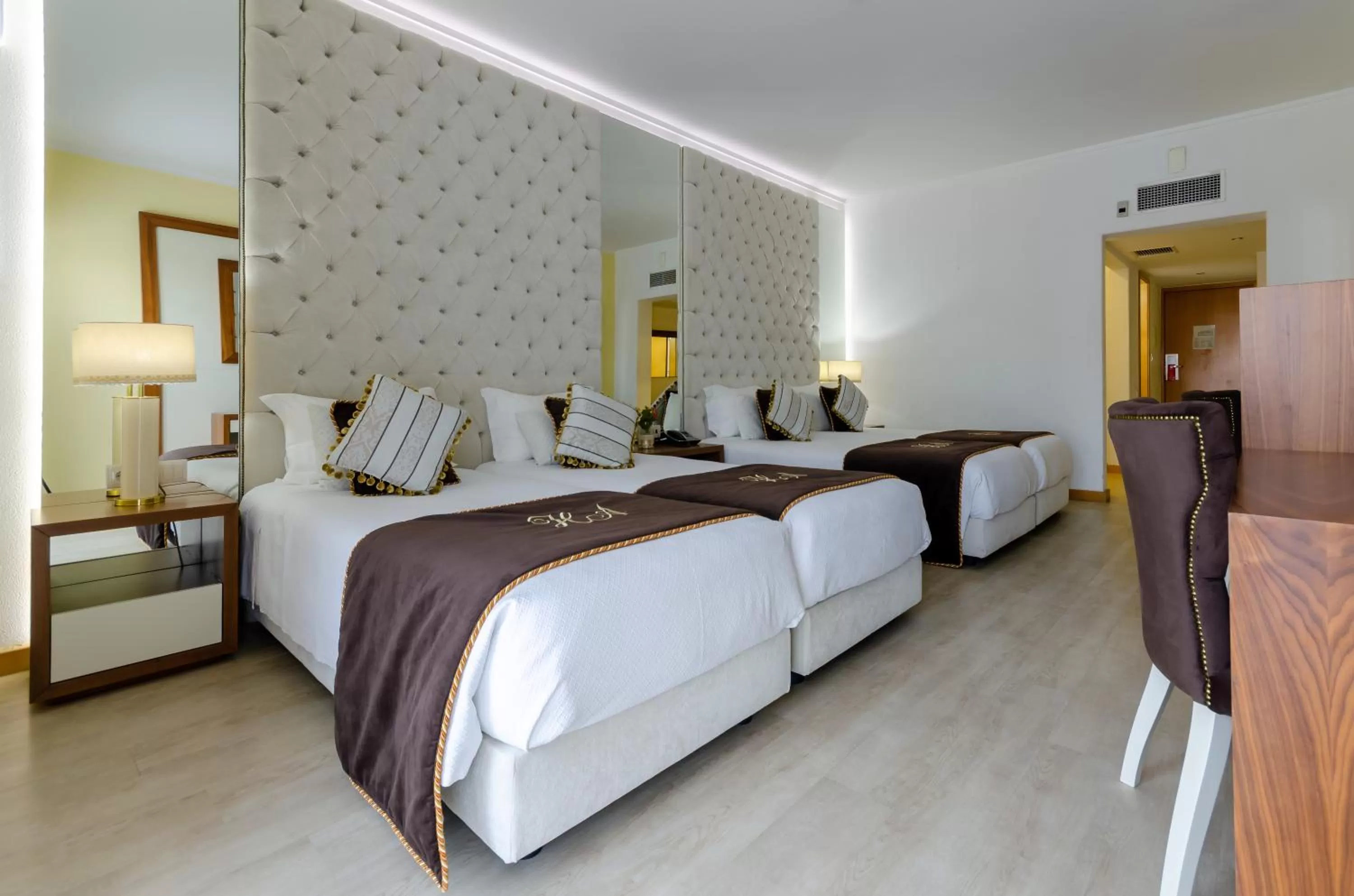 Deluxe Family Room in Hotel Alvorada