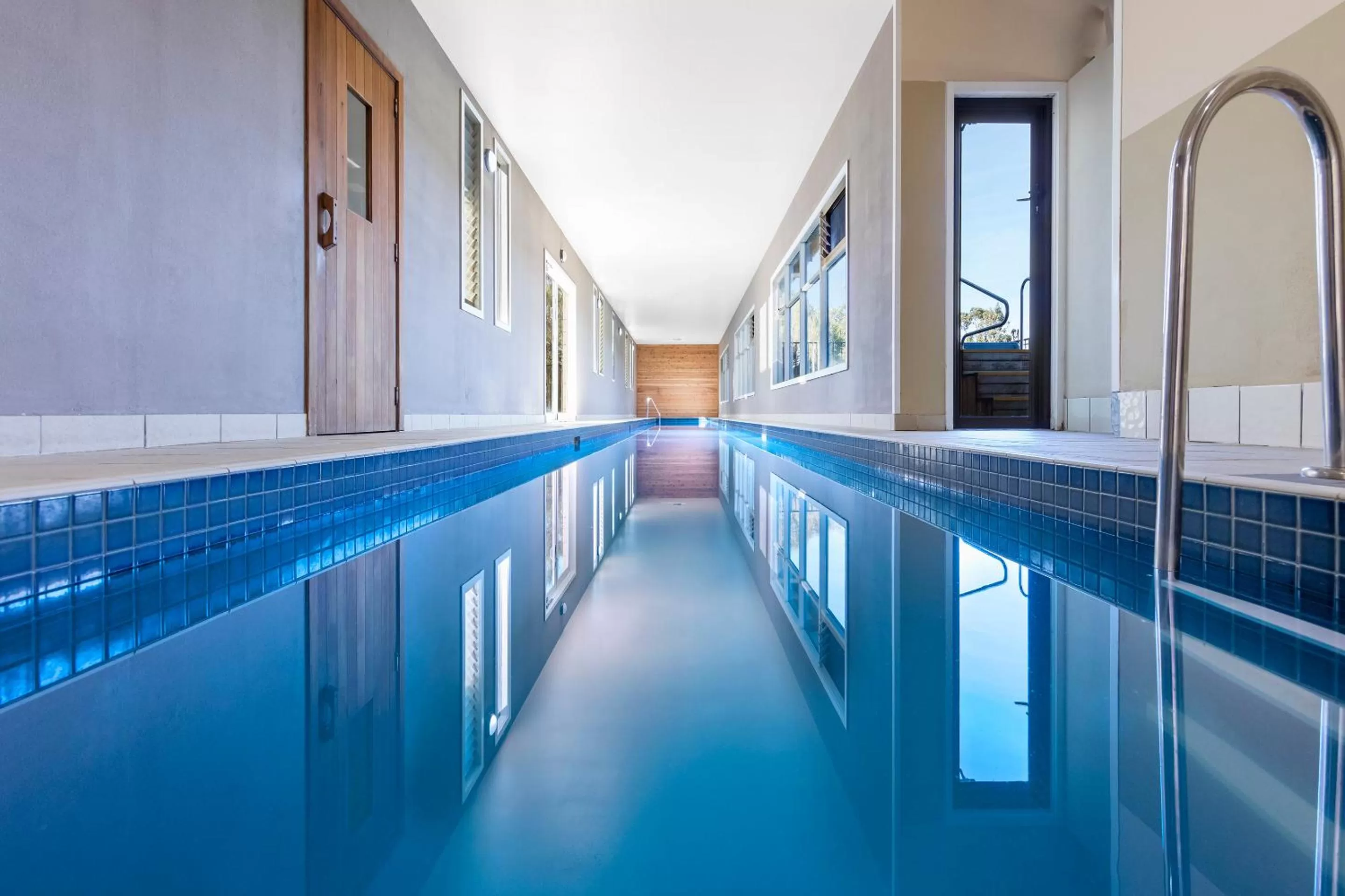 Swimming pool in Ramada Resort by Wyndham Phillip Island