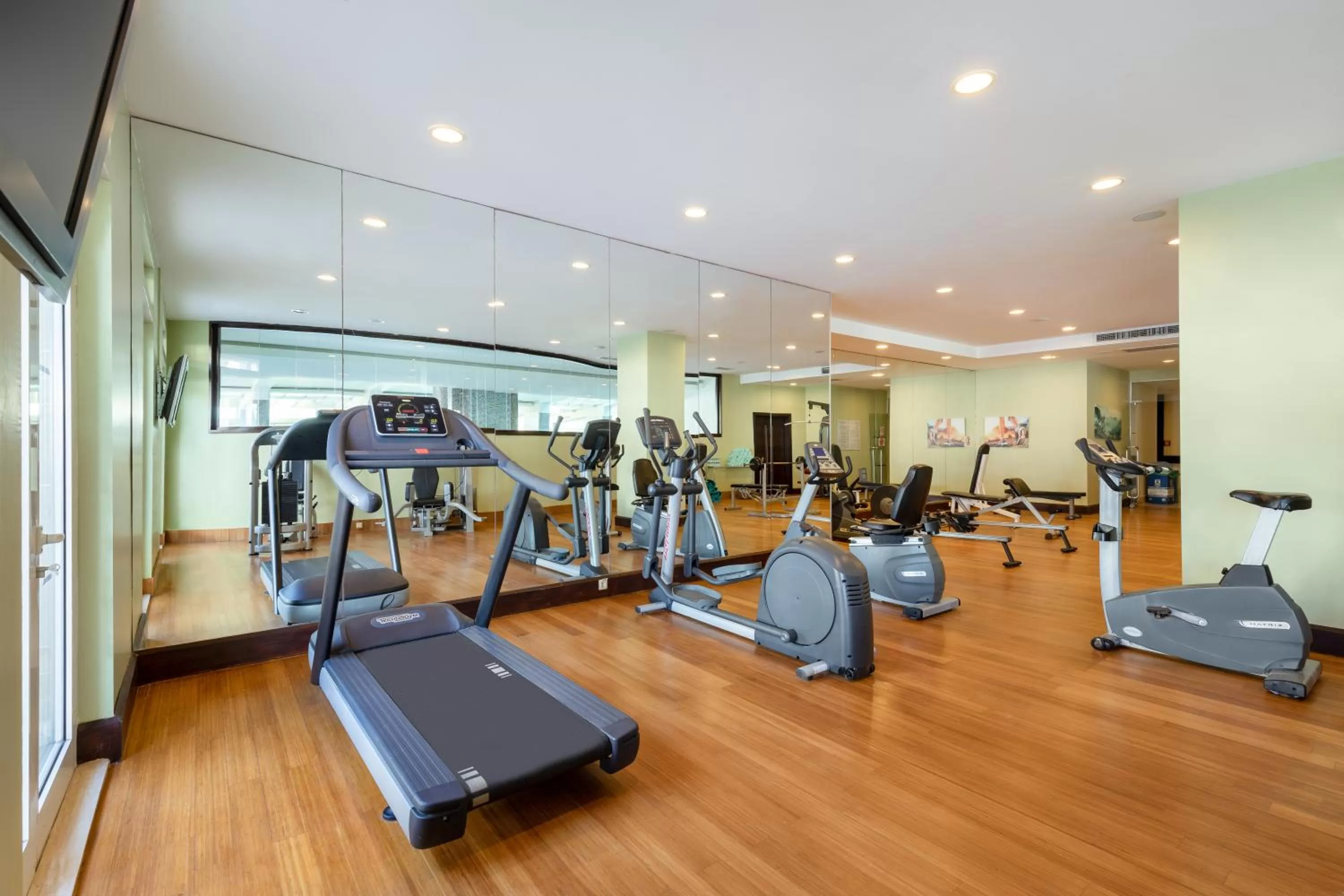 Fitness centre/facilities in La Blanche Resort & Spa