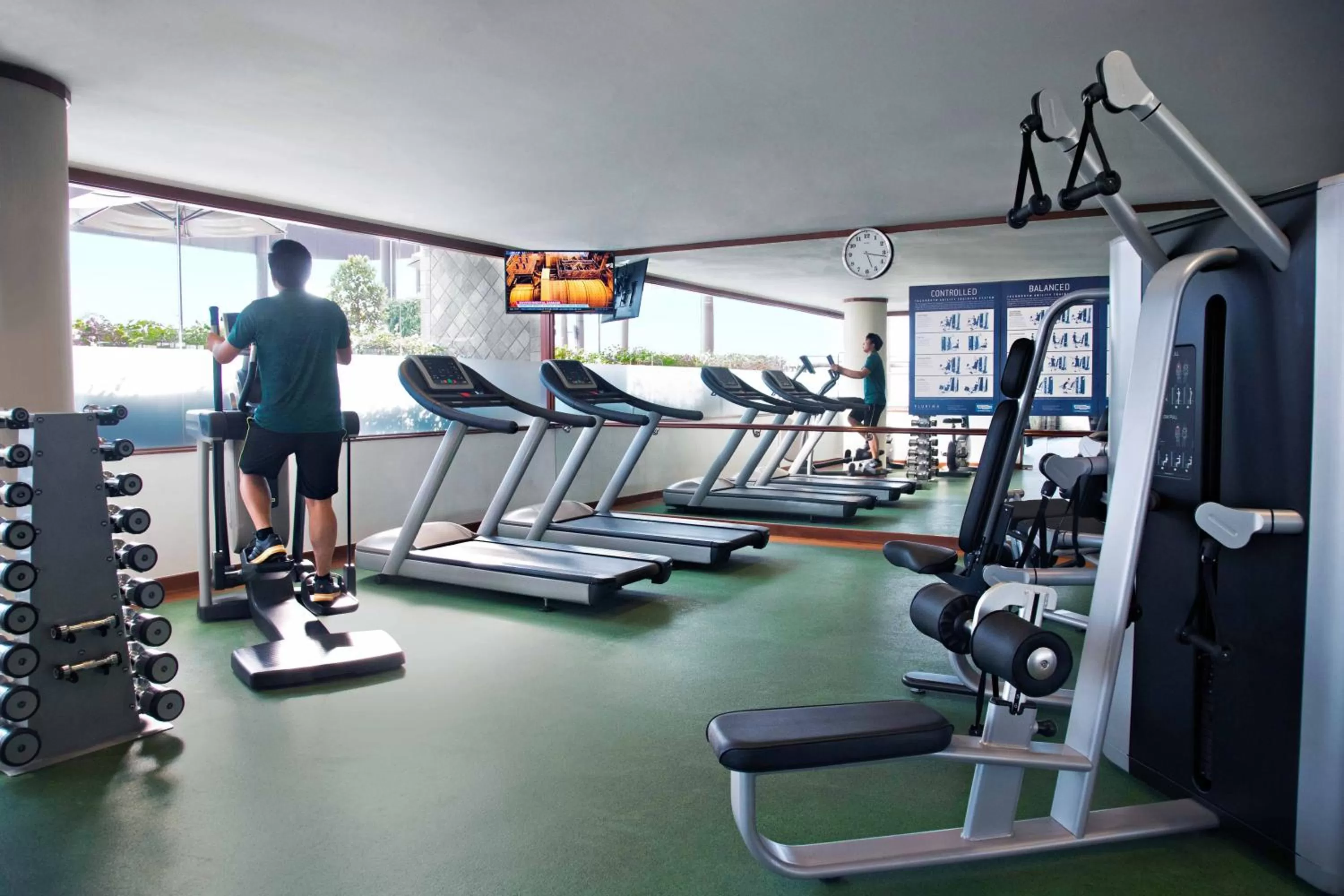 Fitness centre/facilities in Holiday Inn Singapore Atrium by IHG