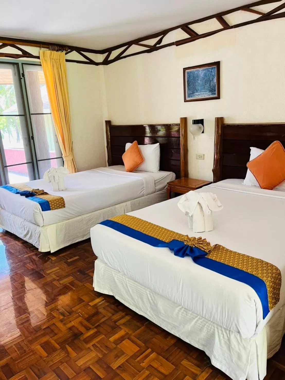Bed in Koh Ngai Resort