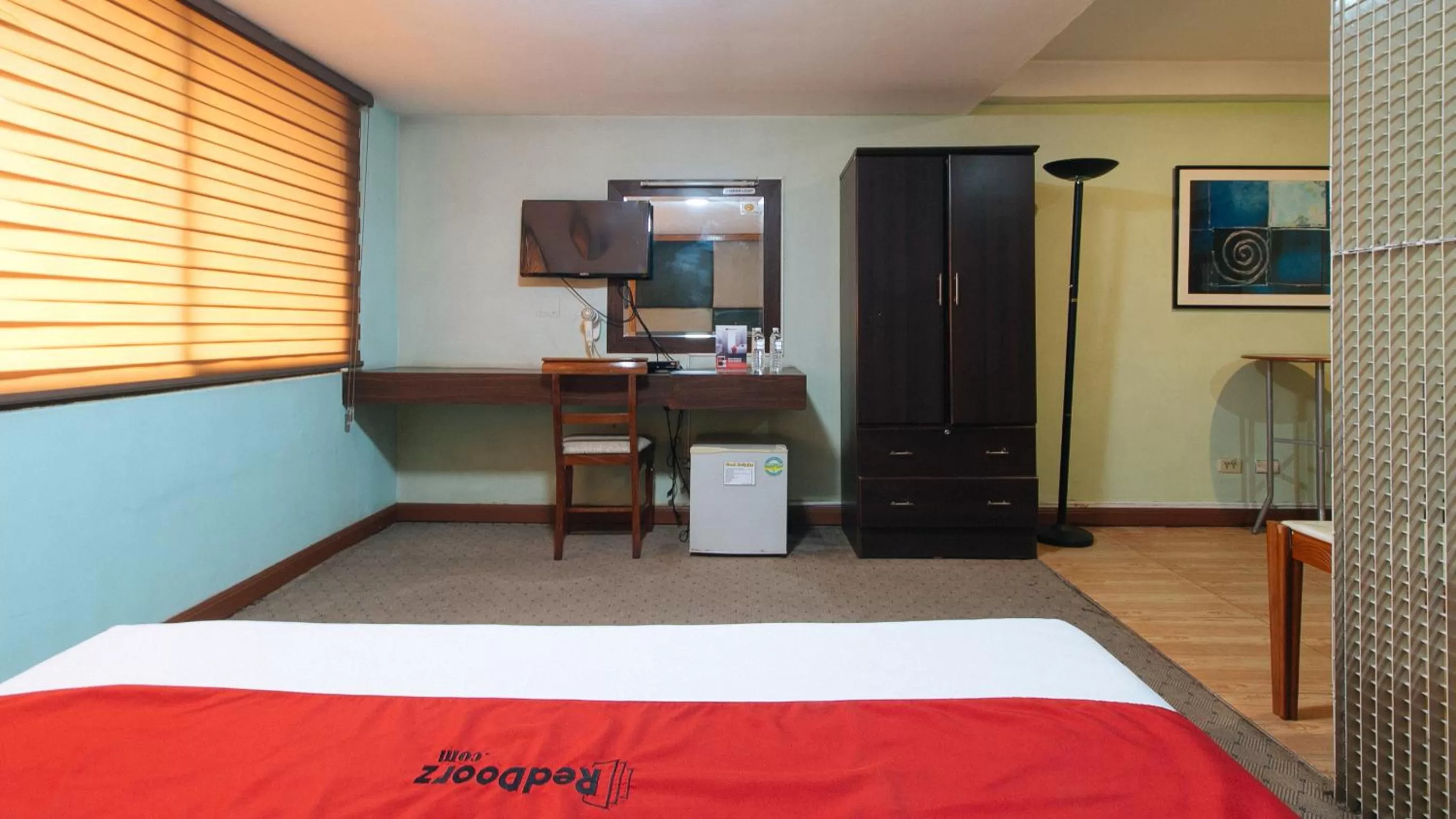 Bedroom, Bed in RedDoorz at Timog Avenue Quezon City