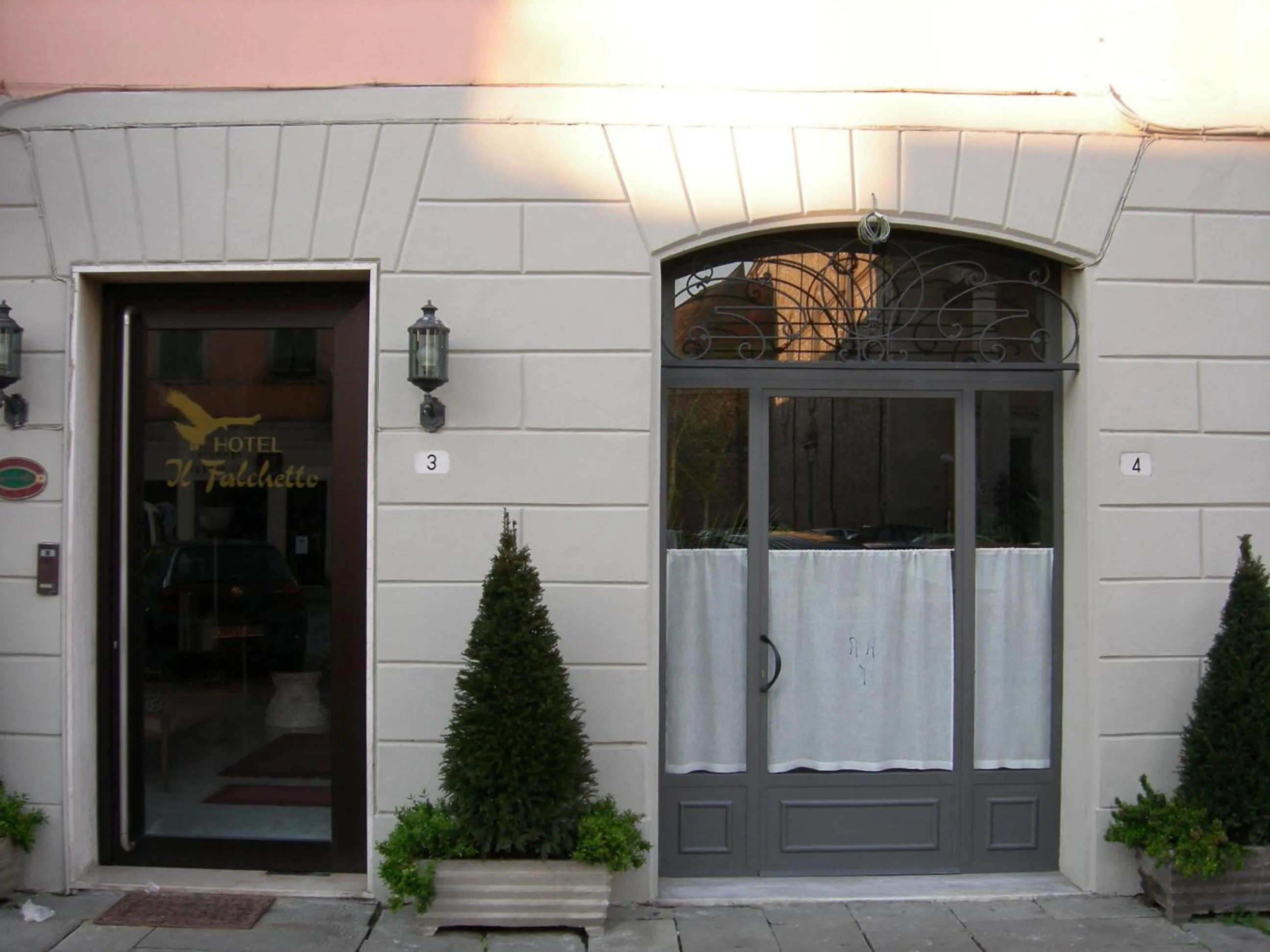 Facade/entrance in Hotel Il Falchetto
