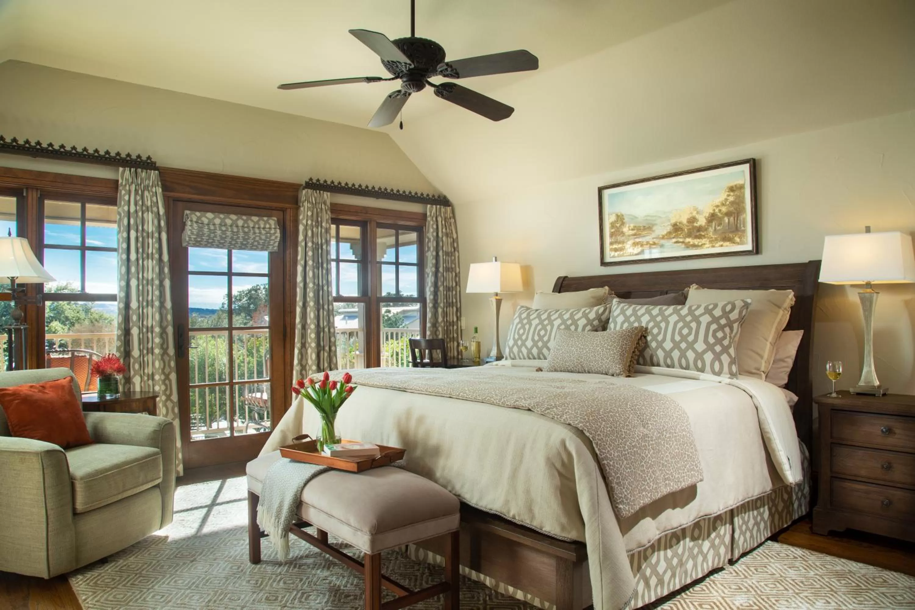 Bedroom, Bed in Inn on Lake Granbury a Boutique Hotel