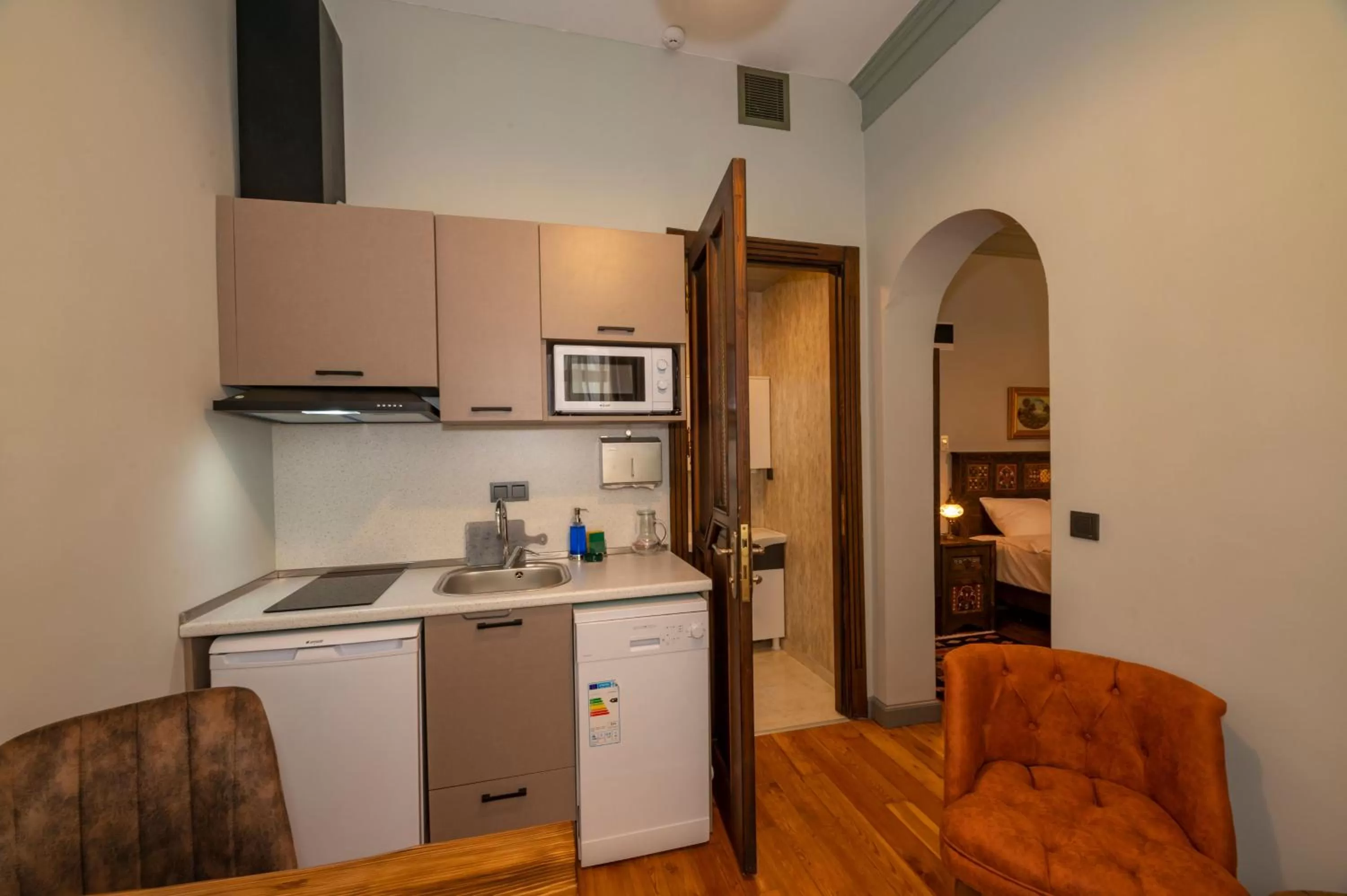 Kitchen or kitchenette in O'Pera Okanlı Suites