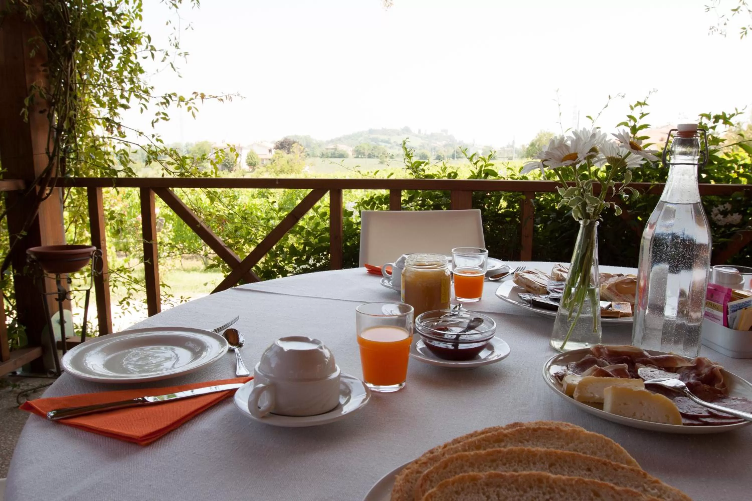 Restaurant/places to eat in Collina dei Poeti