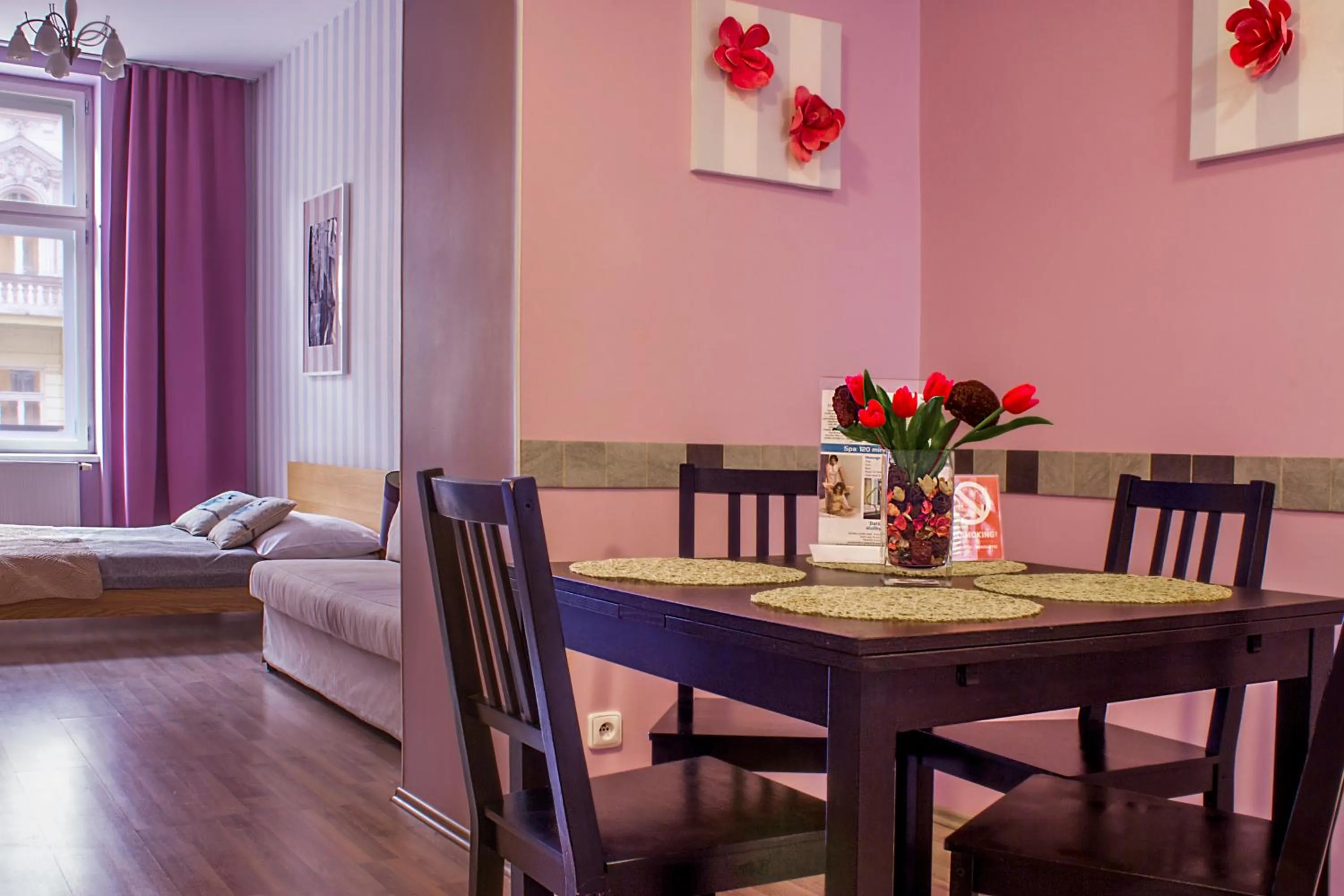 Dining area in Royal Court Legerova