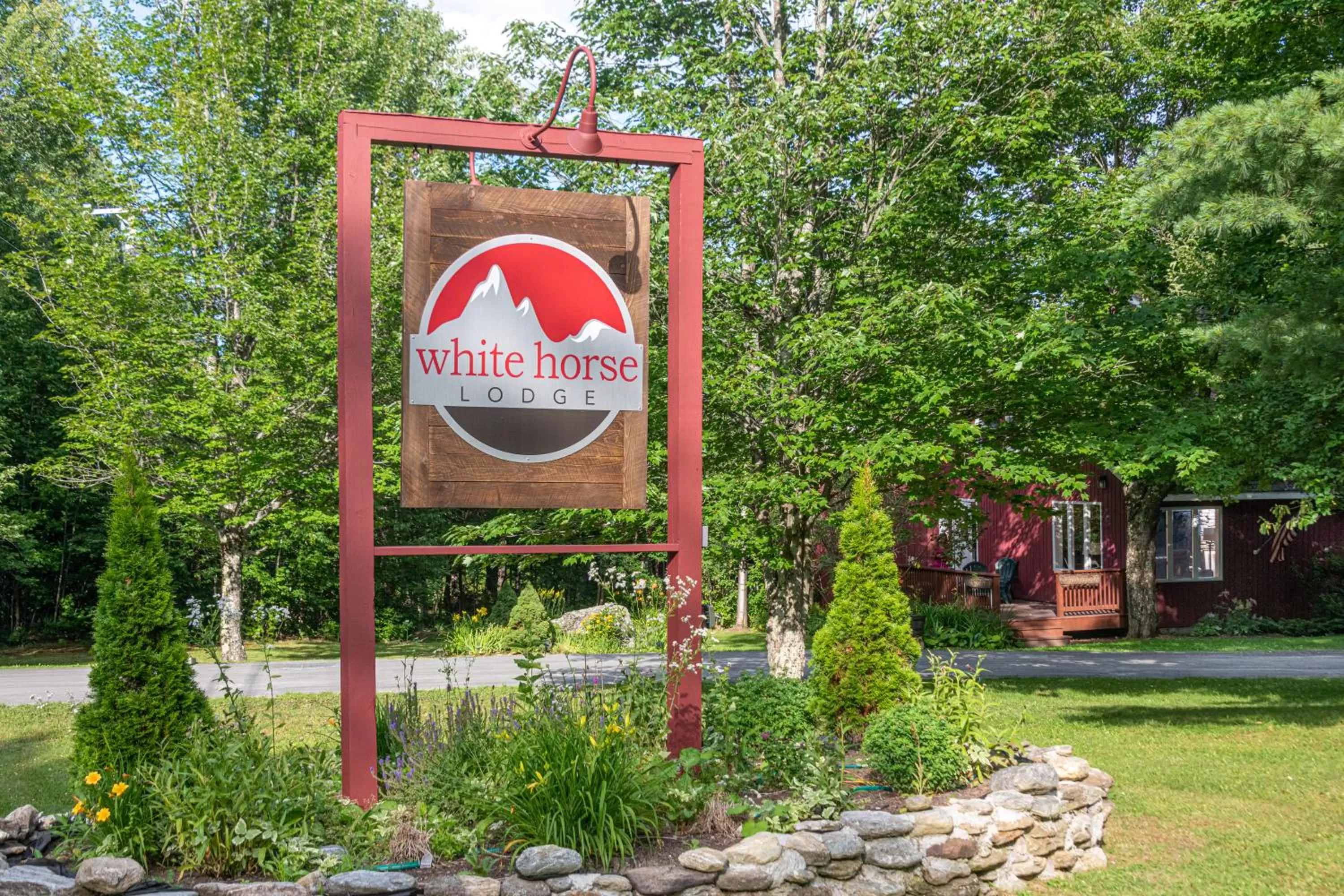 Logo/Certificate/Sign in White Horse Lodge