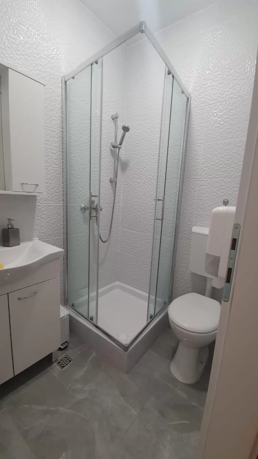 Bathroom in Luxury rooms Zadar old town