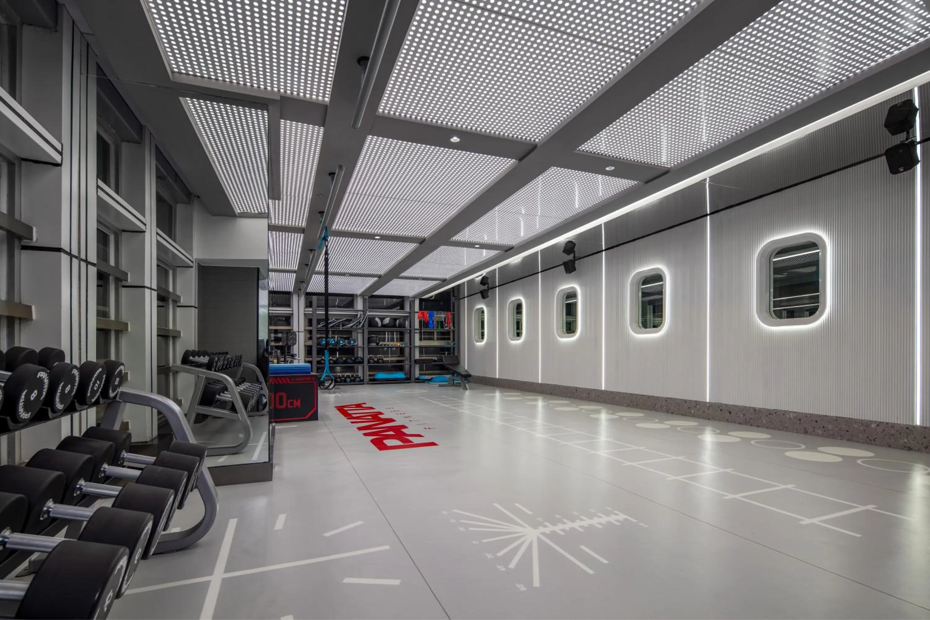 Fitness centre/facilities in Shenzhenair International Hotel