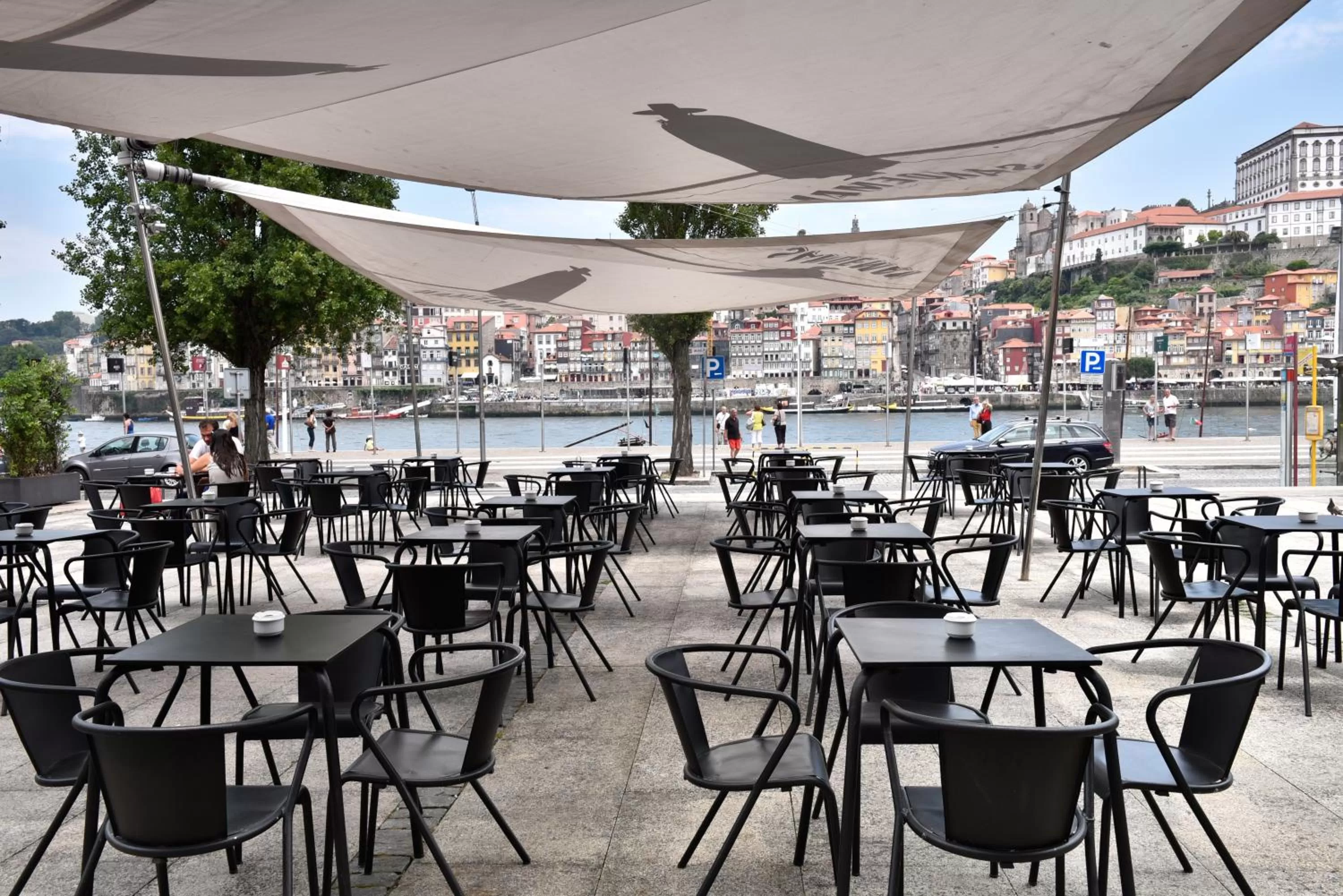 Food and drinks in The House of Sandeman