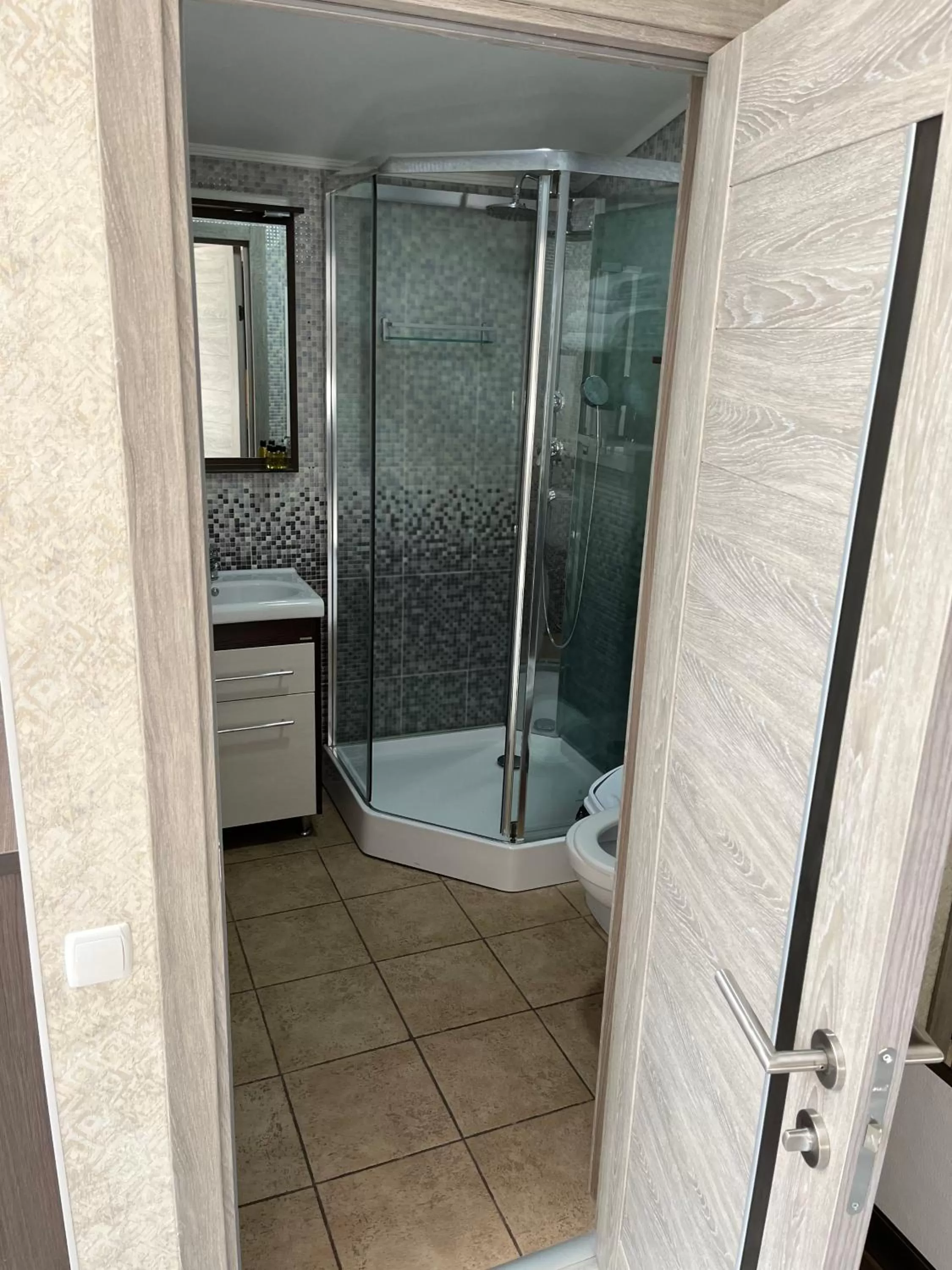 Bathroom in Elite Hotel