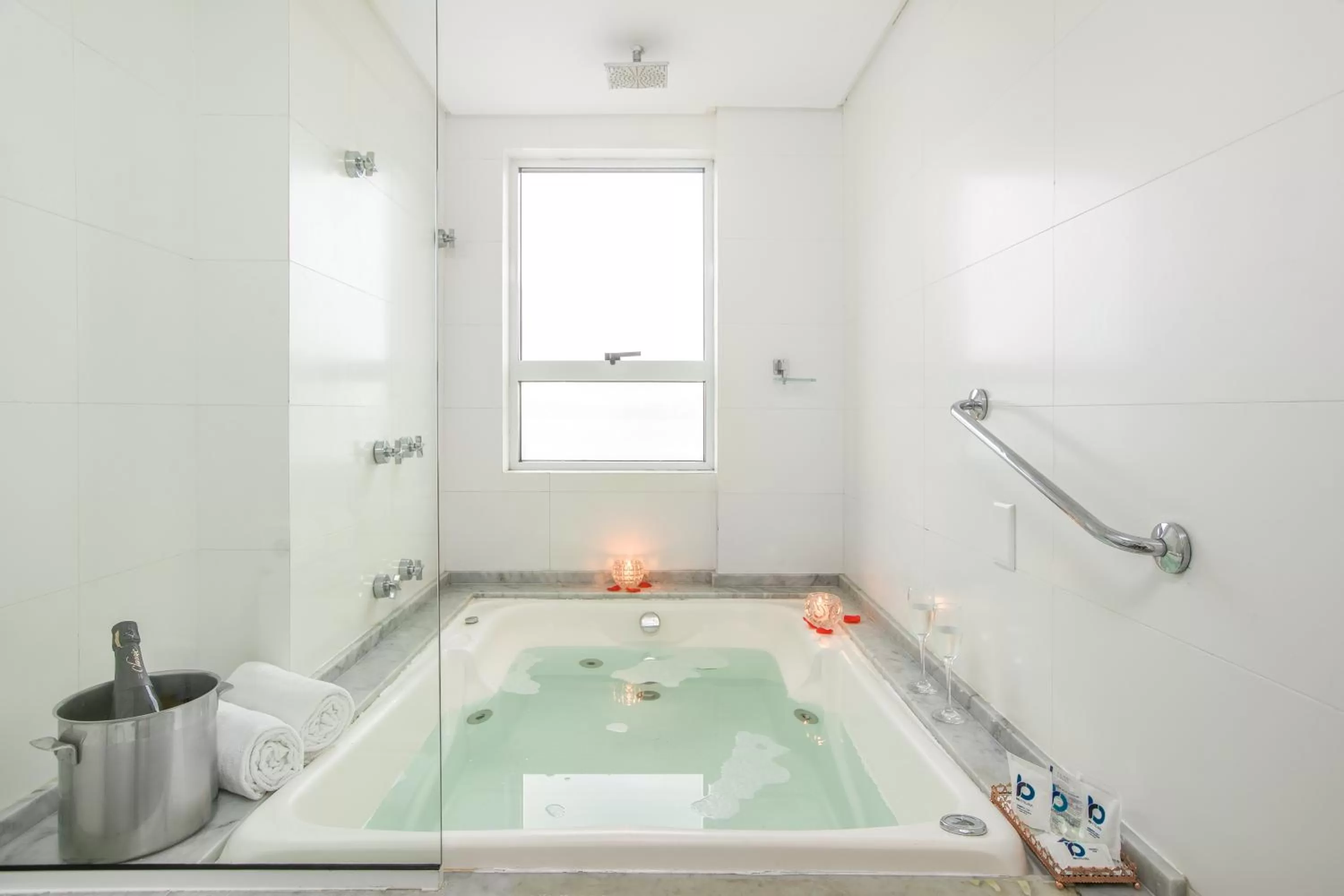 Bathroom in Iate Hotel Centro Florianópolis