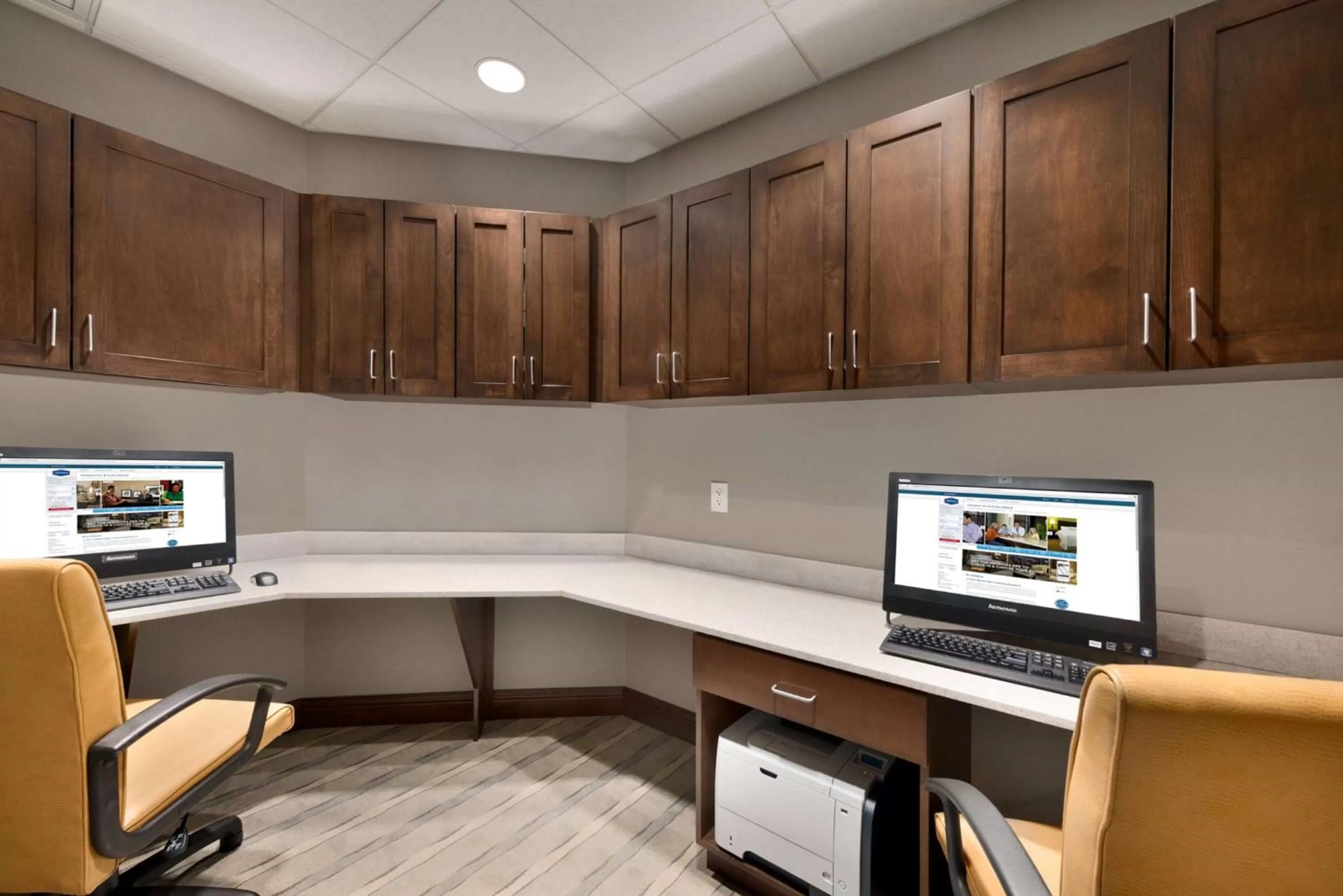 Business facilities in Hampton Inn & Suites - DeLand