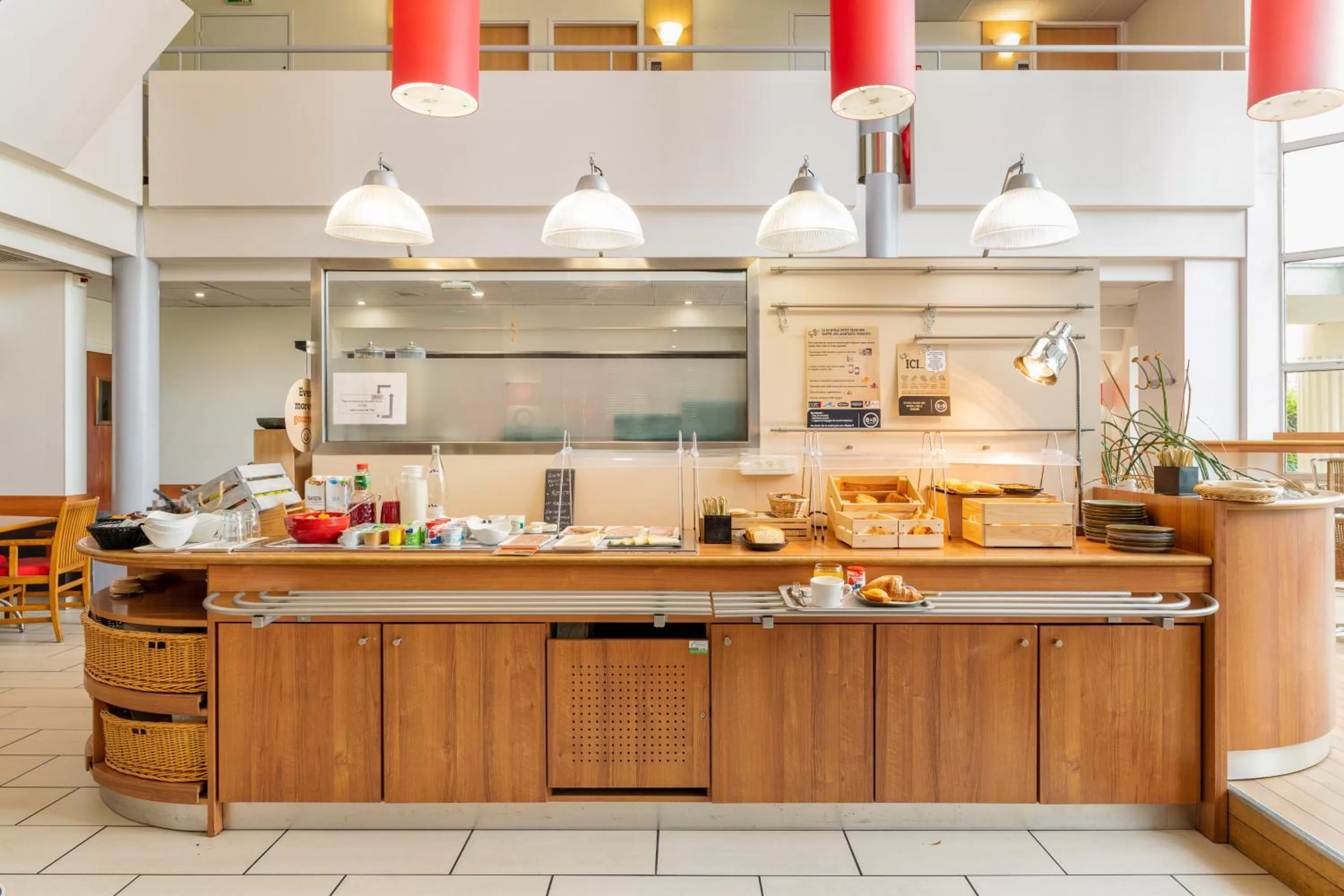 Buffet breakfast in B&B HOTEL Lyon Eurexpo Bron