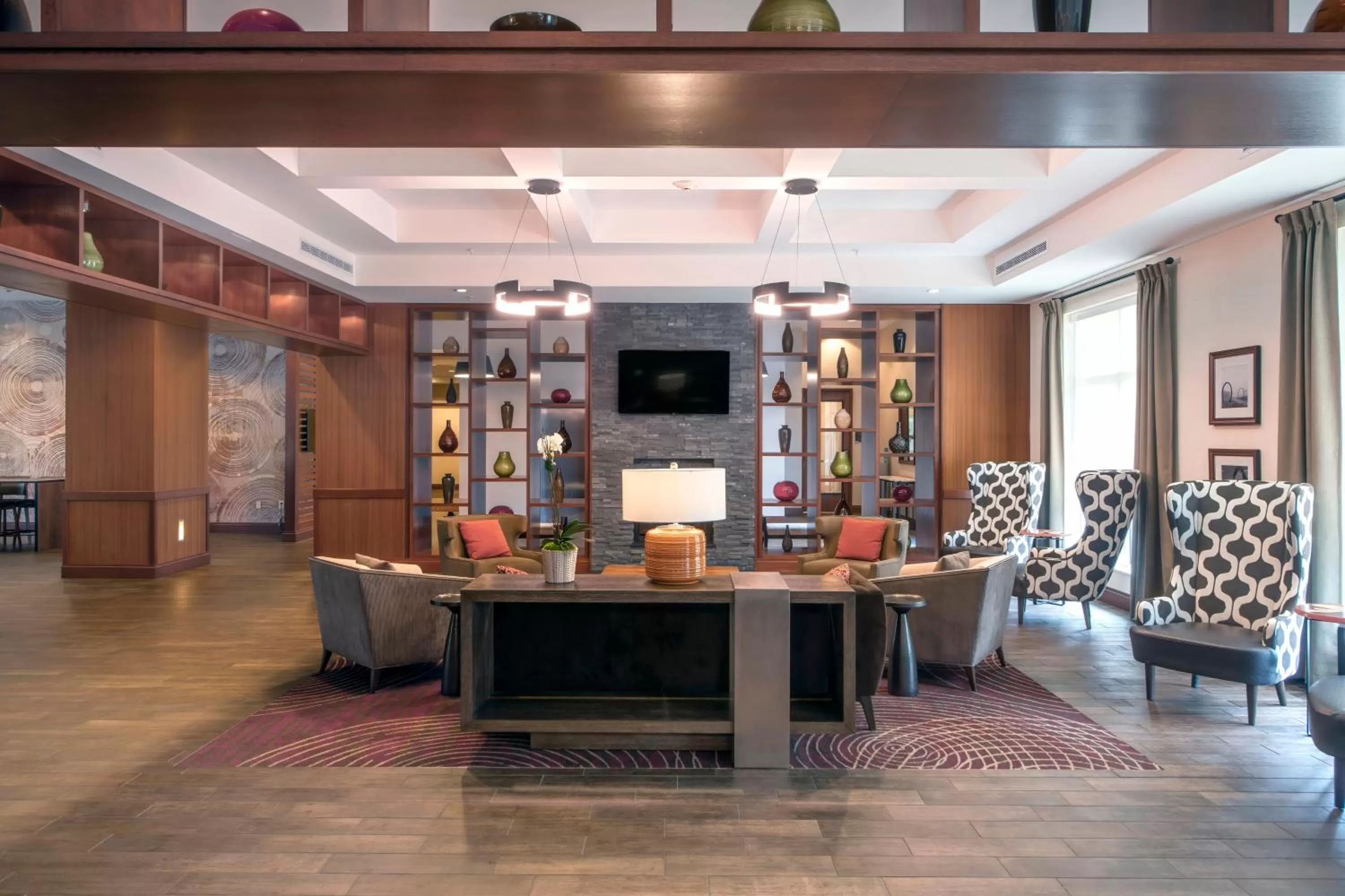 Seating area in DoubleTree by Hilton Raleigh-Cary