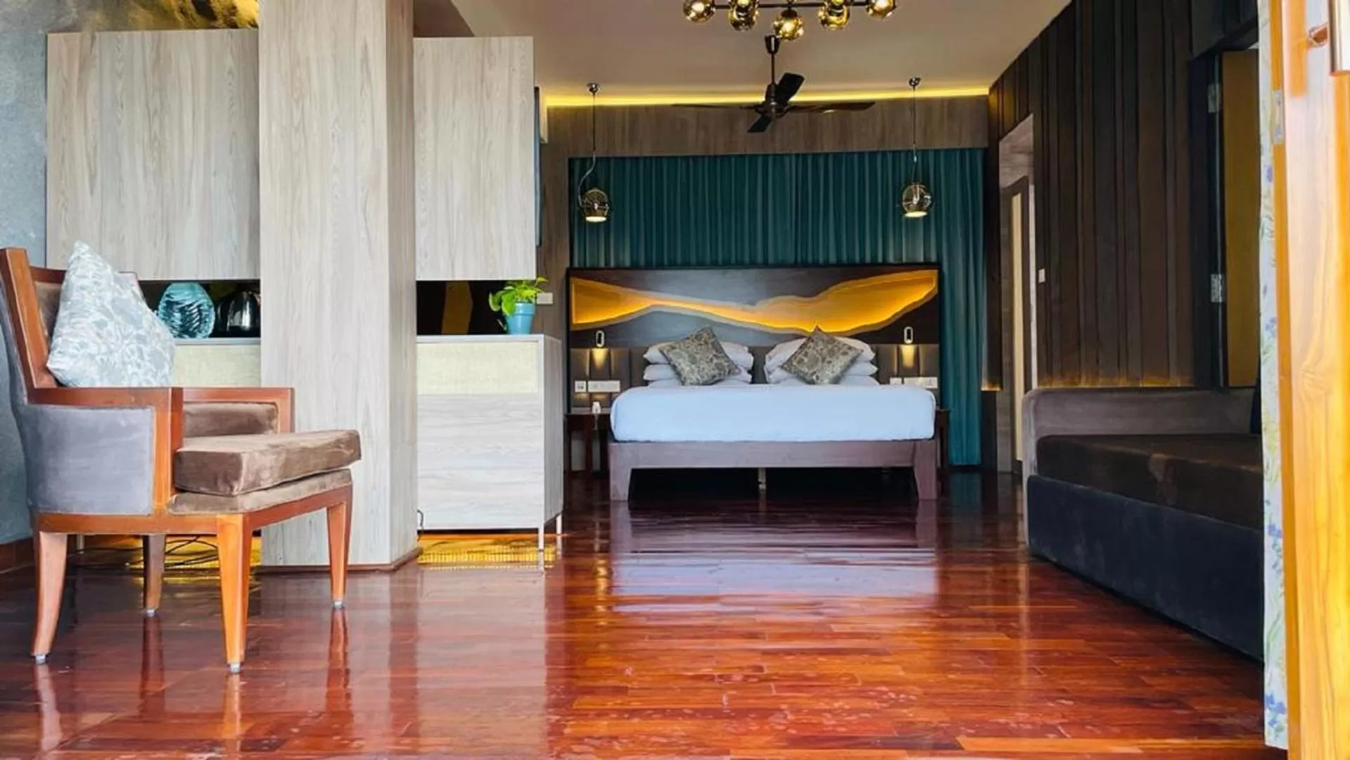 Living room, Bed in GReaT Trails Kodaikanal by GRT Hotels