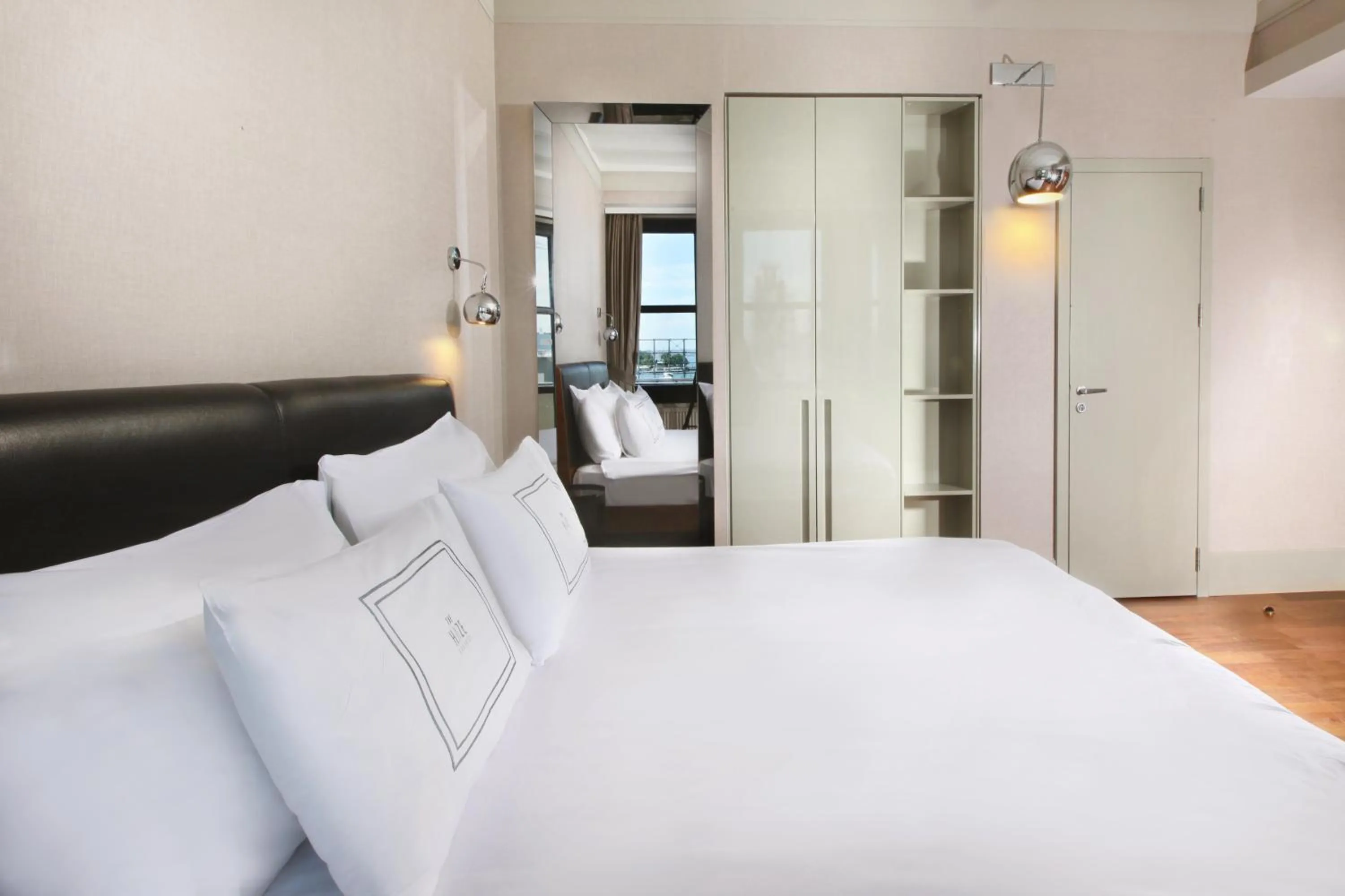 Bed in The Haze Karaköy