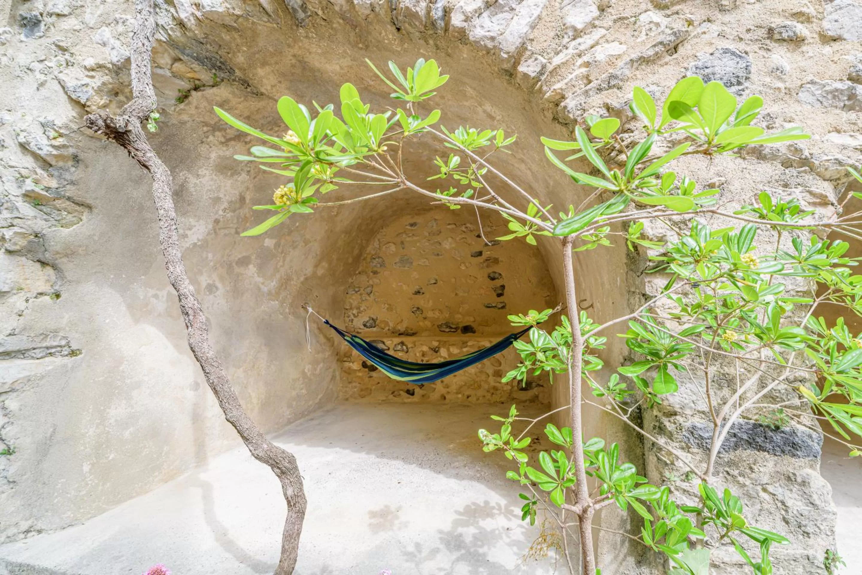 Property building in La Tour Des Remparts