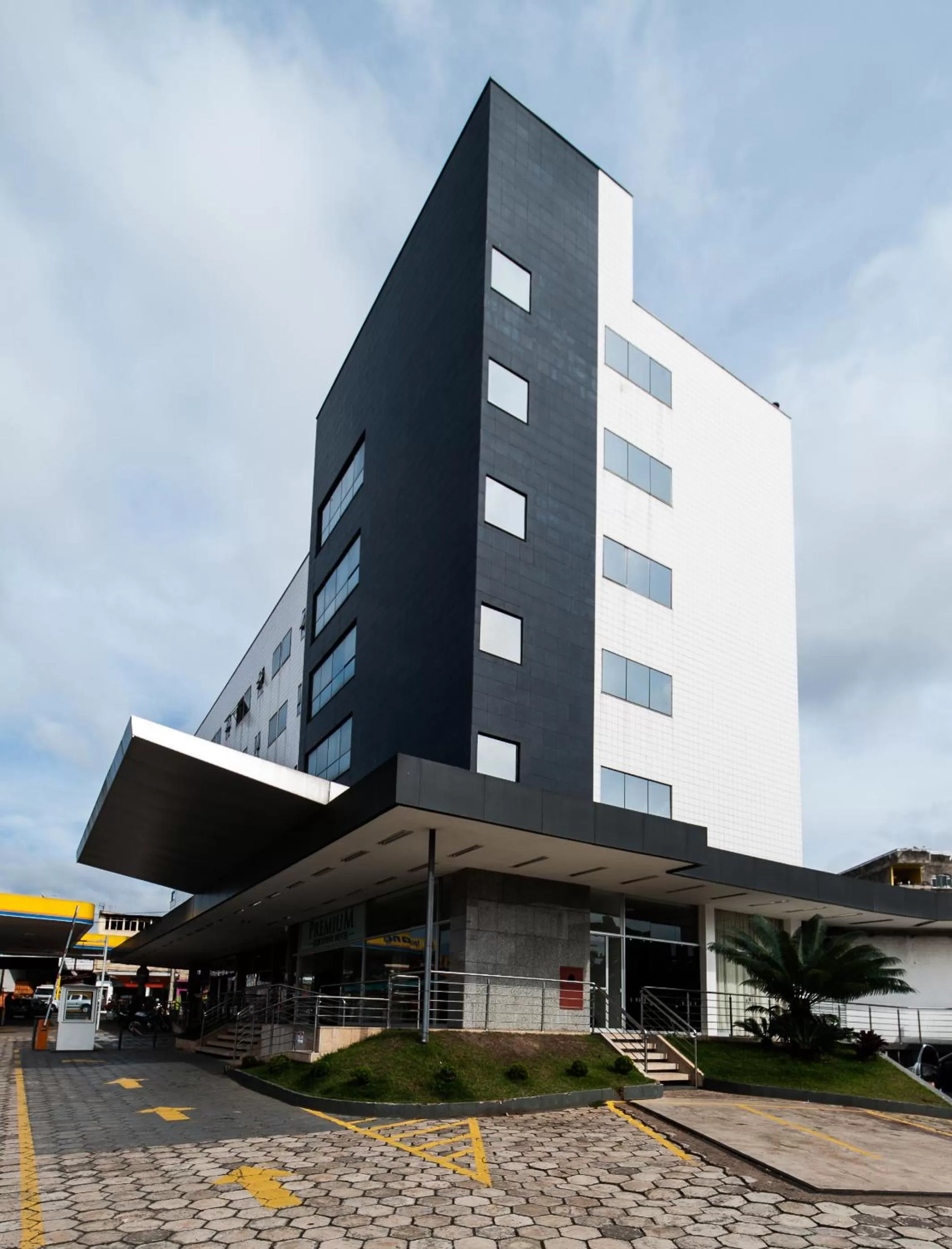 Facade/entrance in Premium Executive Hotel Itabira