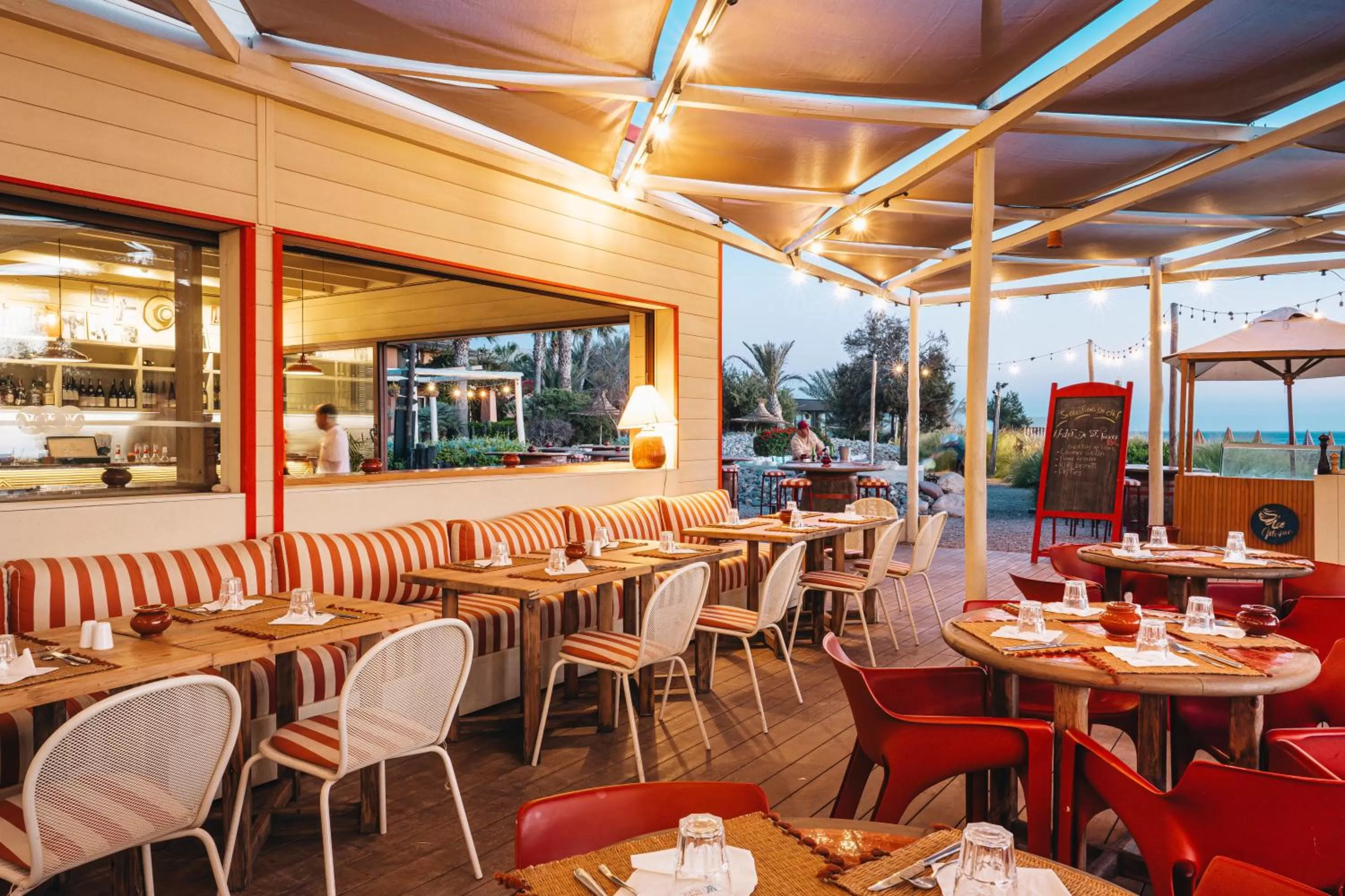 Restaurant/places to eat in Paradis Plage Surf Yoga & Spa