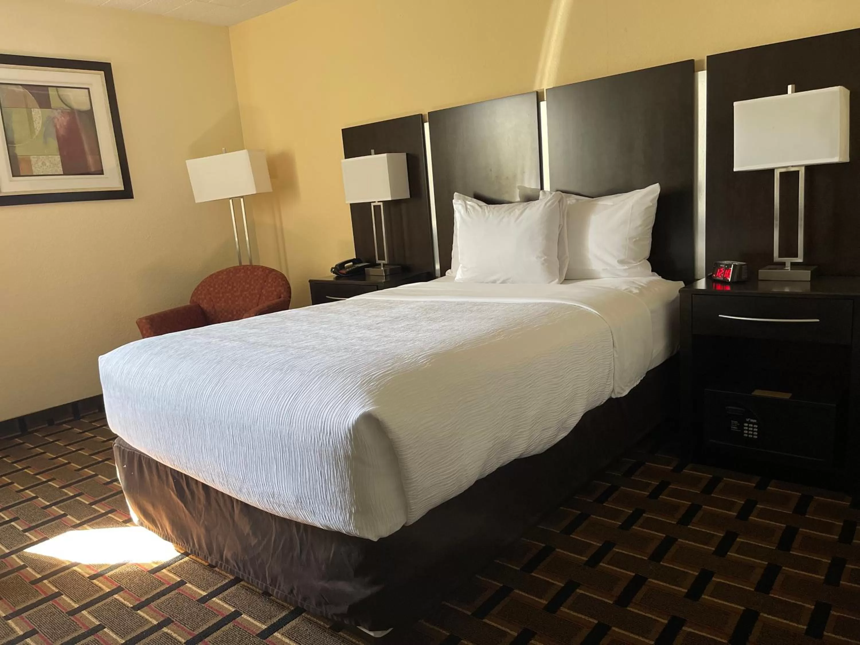 Bed in Baymont by Wyndham Scranton Dunmore