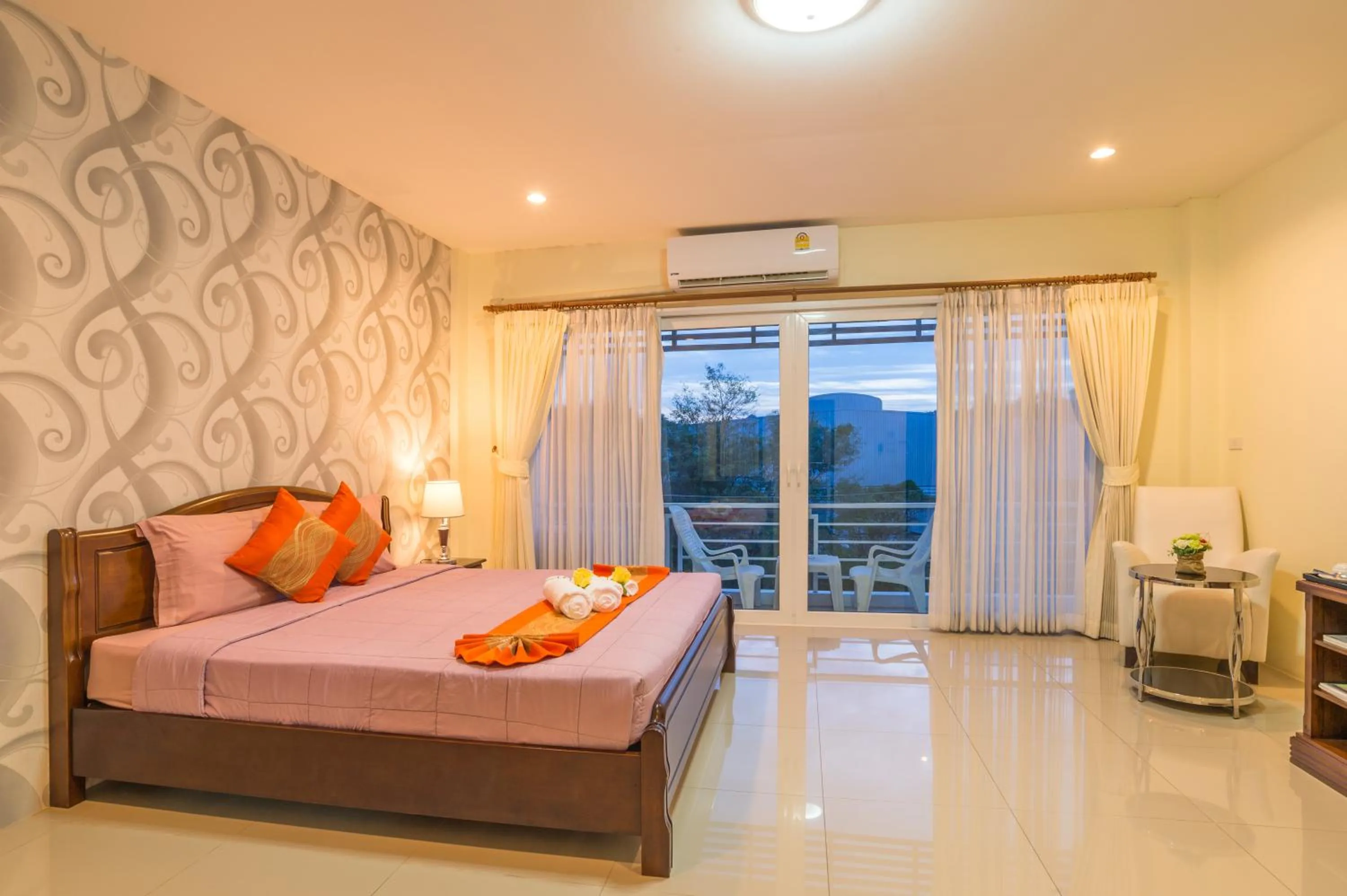 Property building, Bed in Alisa Krabi Hotel-SHA Plus