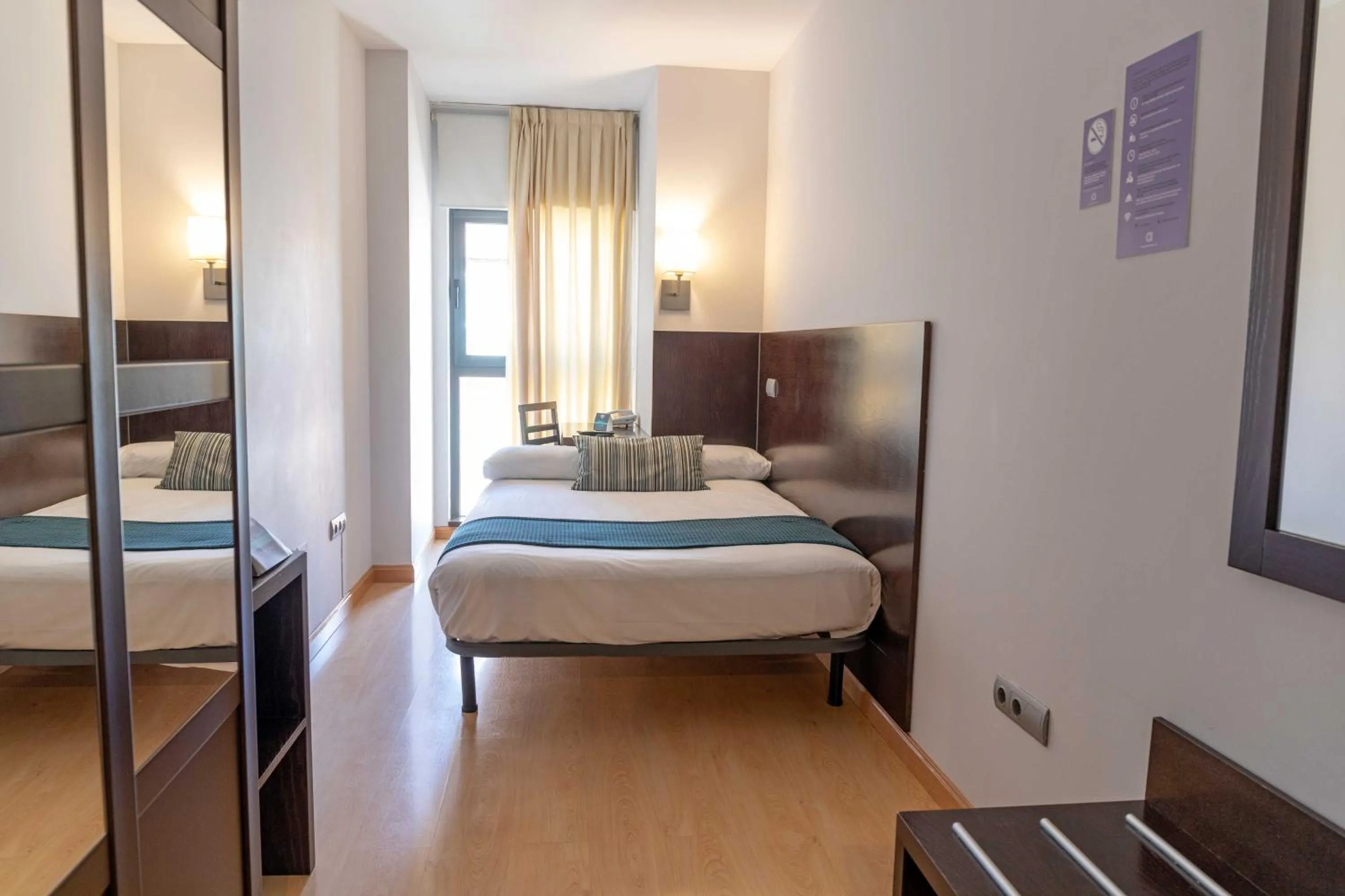 Bed in Hotel Alda Cardeña