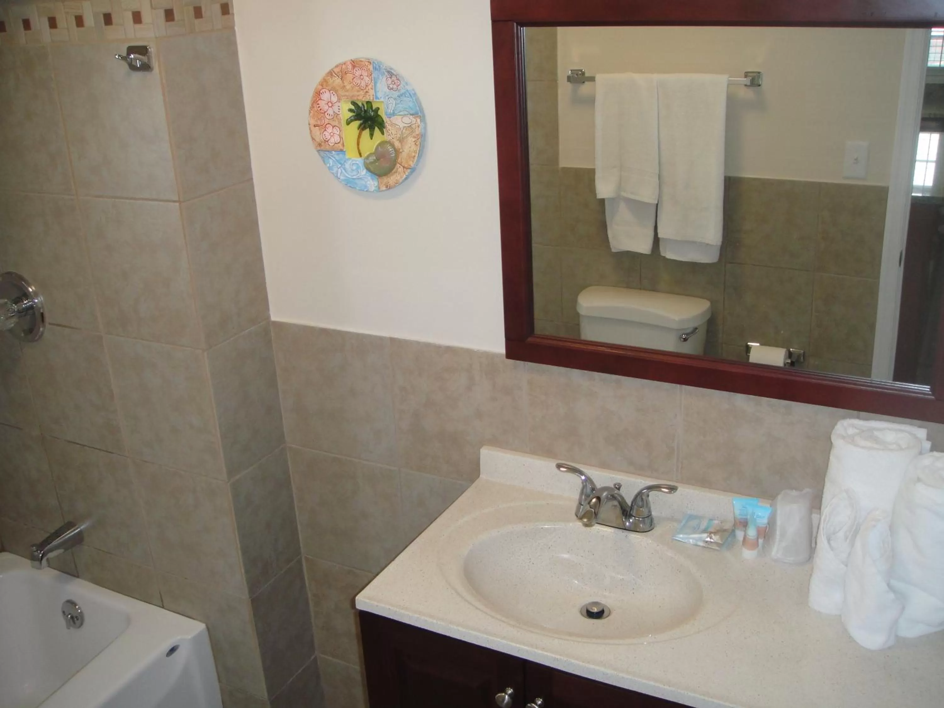 Bathroom in Ocean Lodge Hotel & Apartments