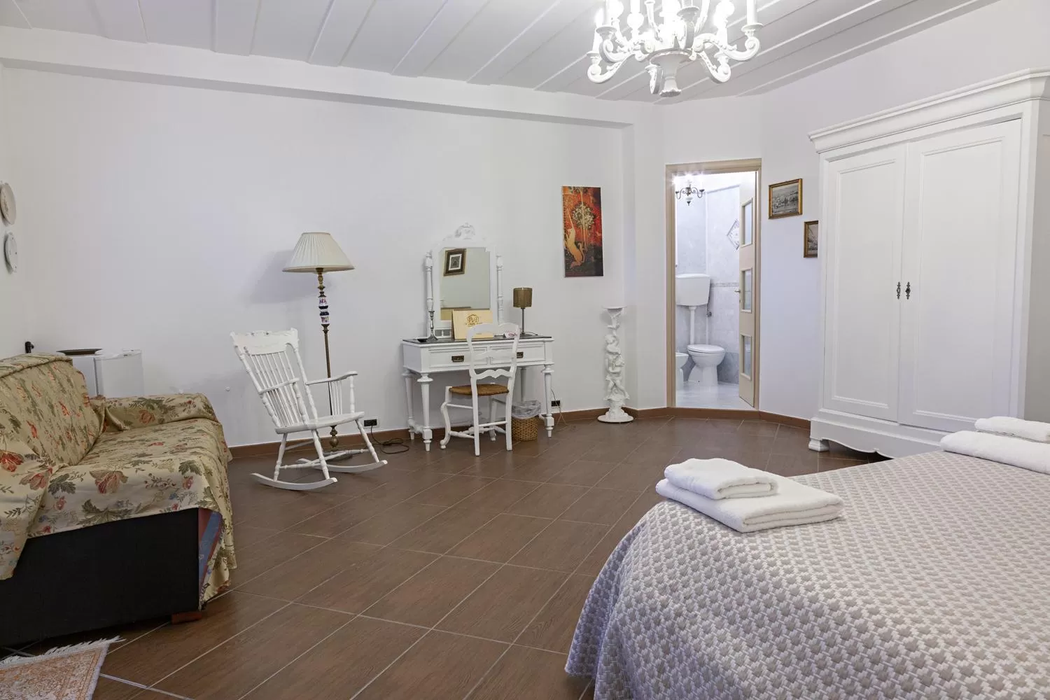 Bed in B&B Barletta Acasamia con Parcheggio Privato