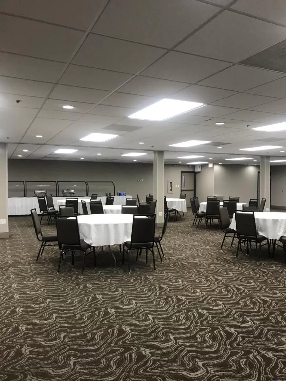 Business facilities in Country Inn & Suites by Radisson, Fargo, ND