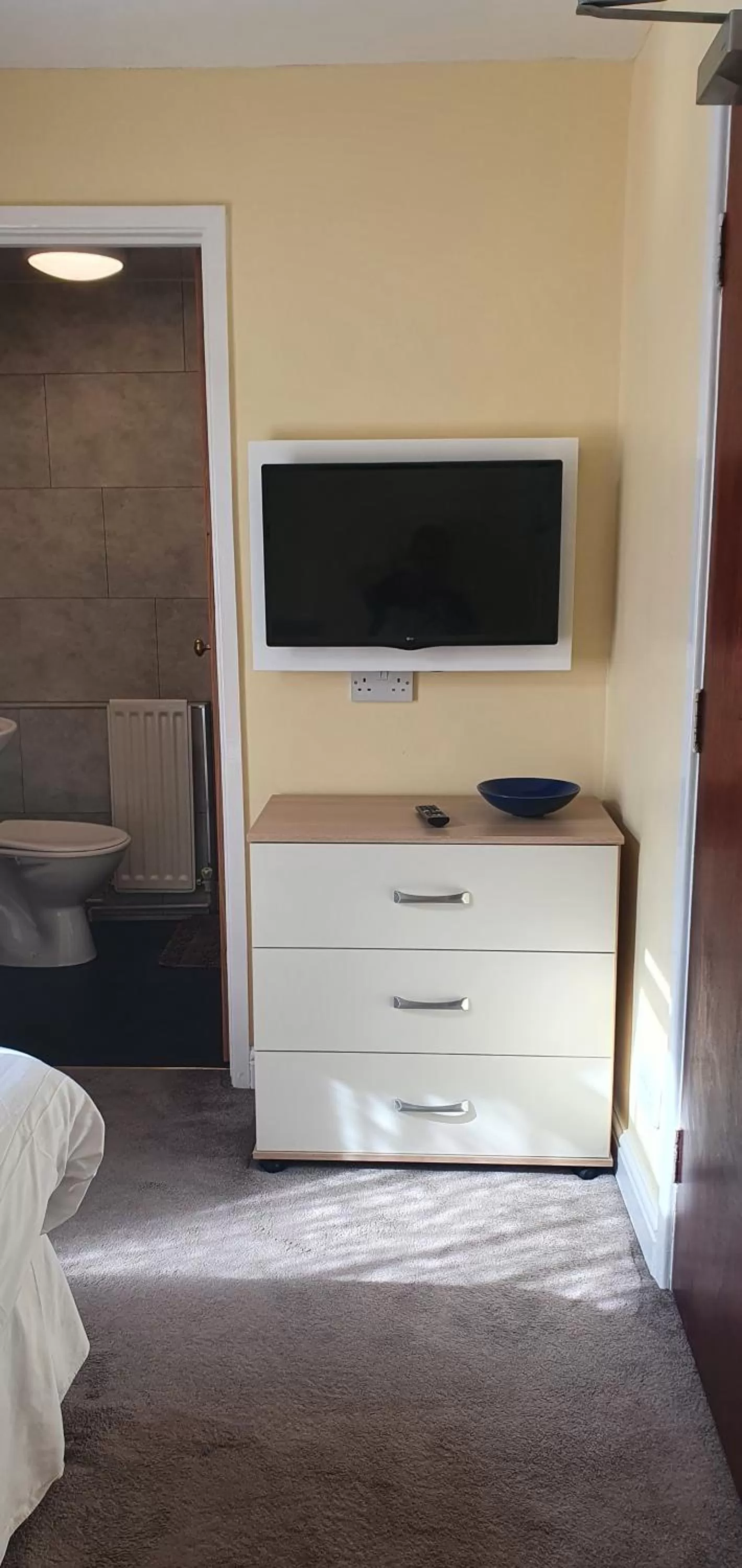 TV and multimedia, Bed in The Beacon Hotel